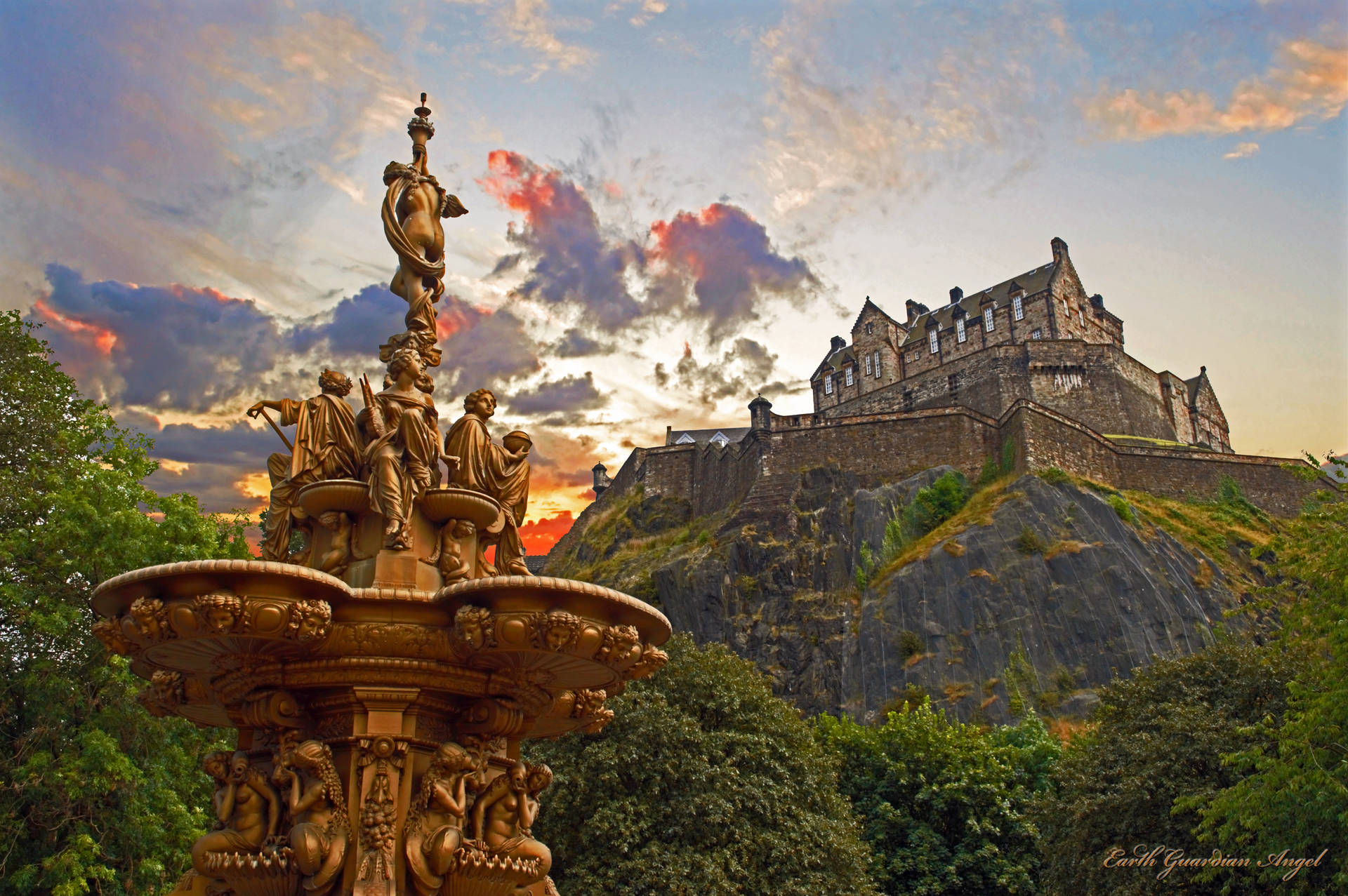 The Ross Fountain Below Edinburgh Castle Wallpaper