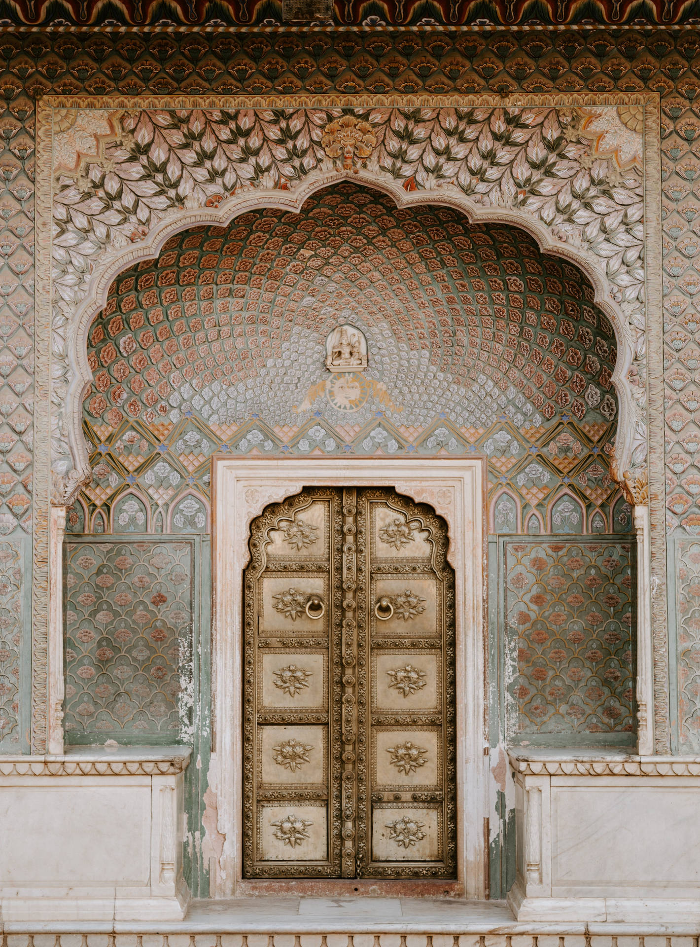 The Taj Mahal Door Wallpaper