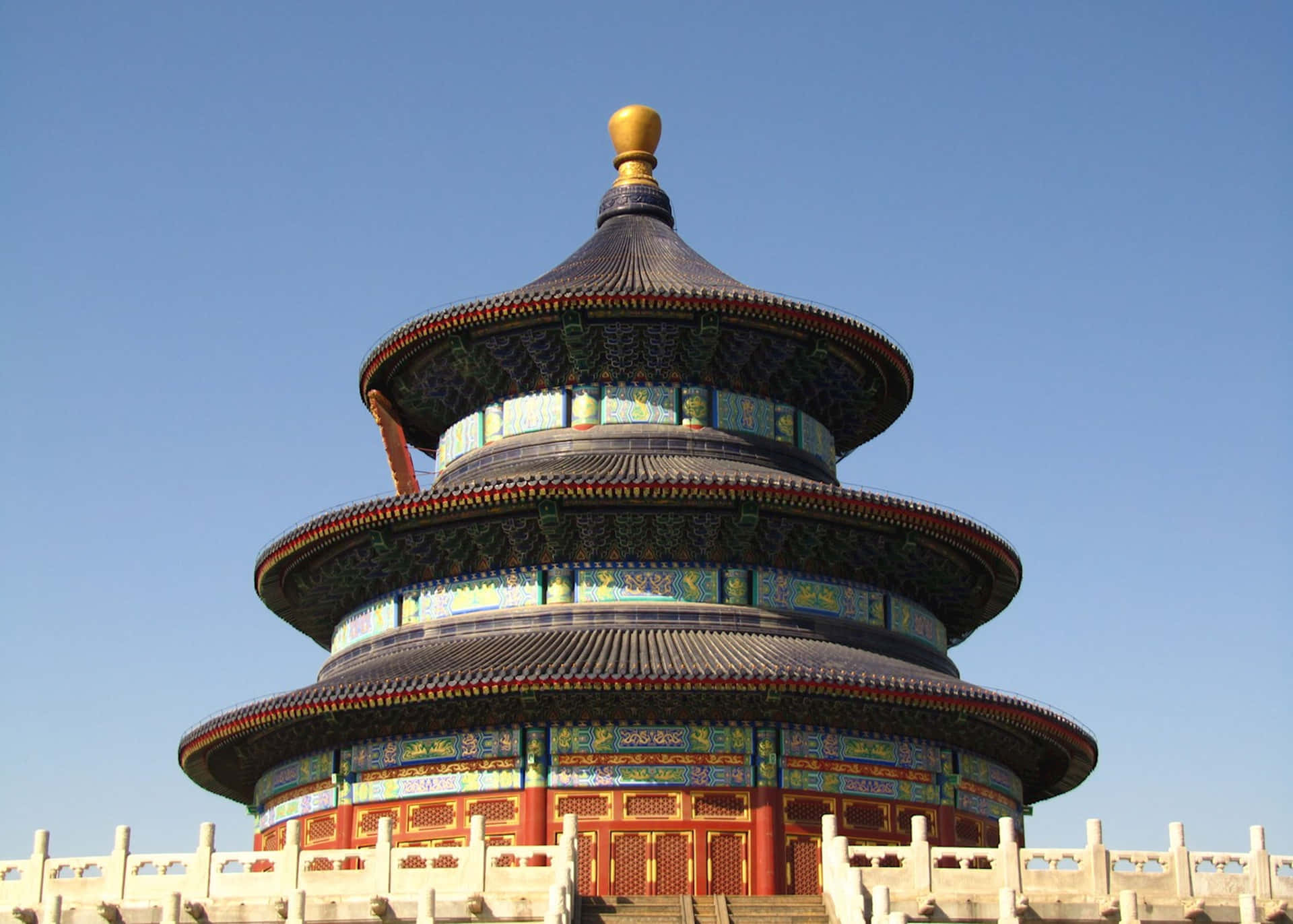 The Three-tiered Circular Hall At The Temple Of Heaven Wallpaper