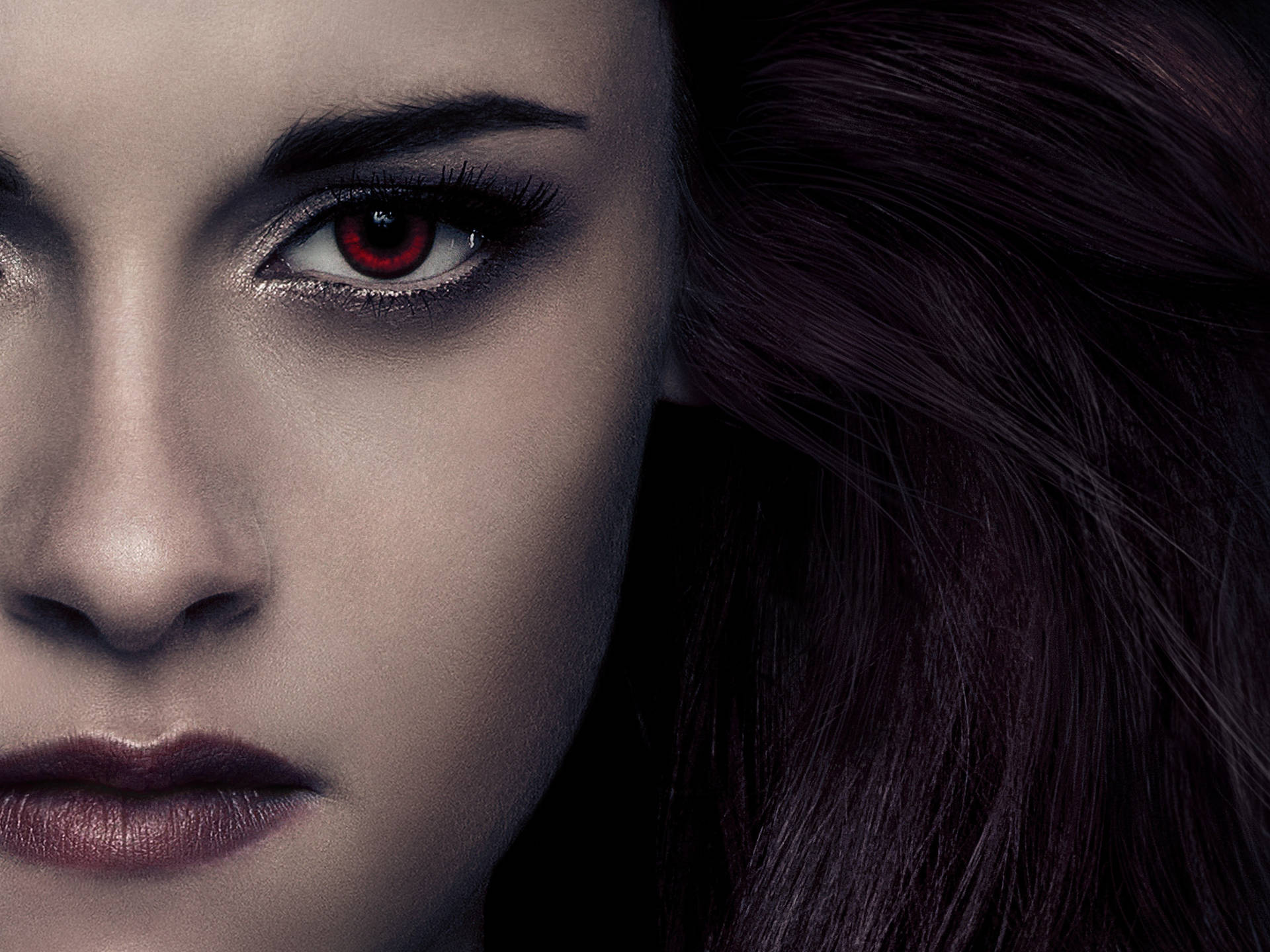 The Twilight Saga Bella Close-Up Wallpaper