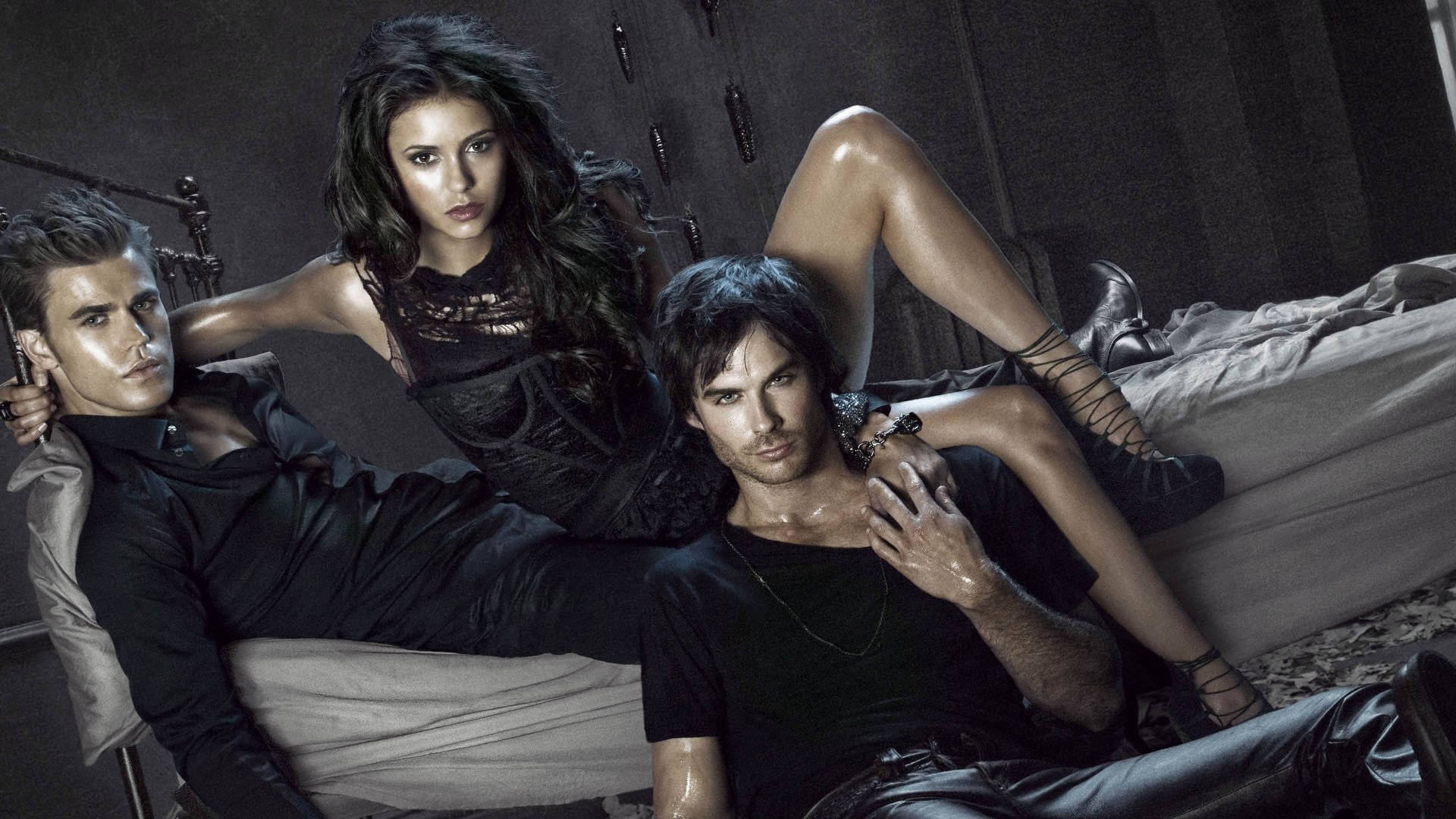 The Vampire Diaries Characters On Bed Wallpaper