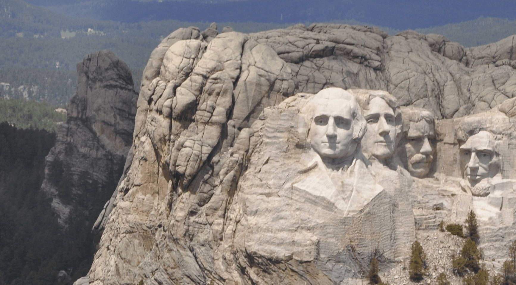 Dieaussicht Hinter Dem Mount Rushmore Wallpaper