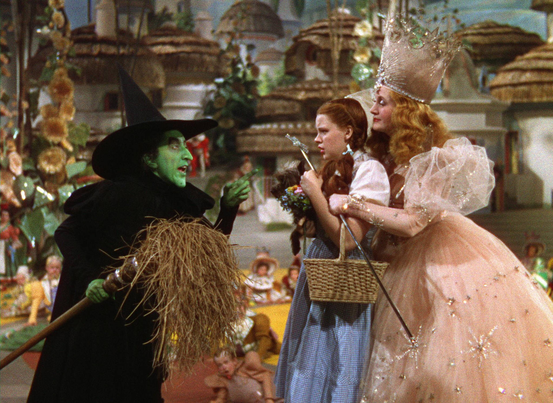 The Wizard Of Oz Threatening Dorothy Background