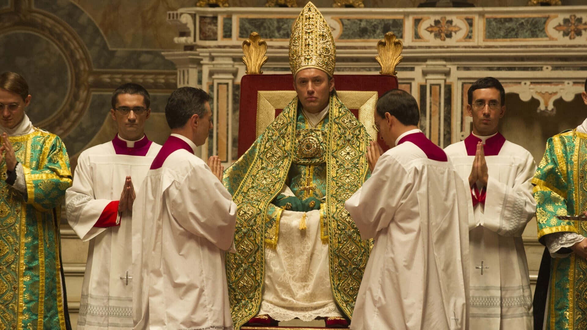 The Young Pope Kroningsceremonie Achtergrond