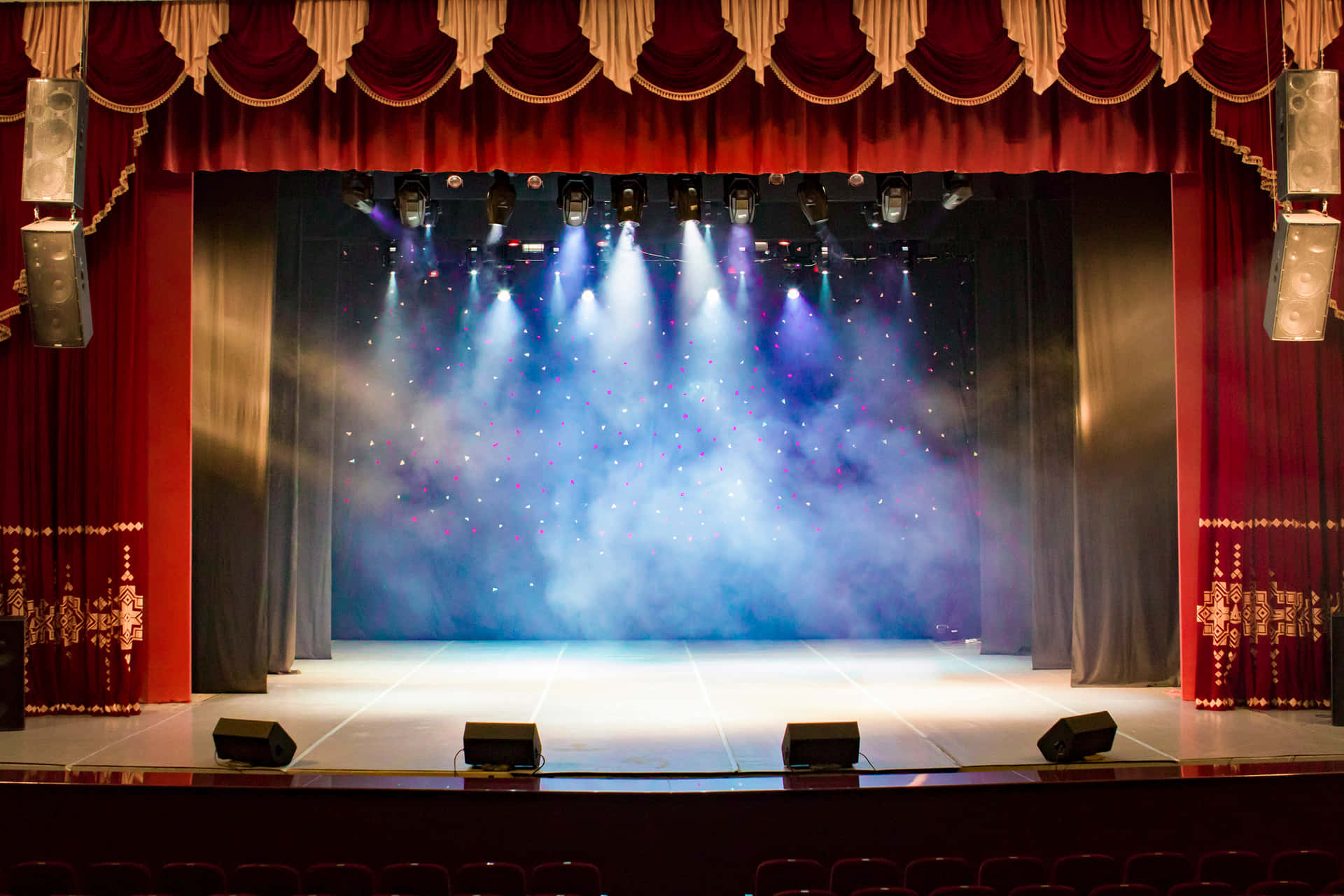 Theater Stage With Foggy Effect Wallpaper