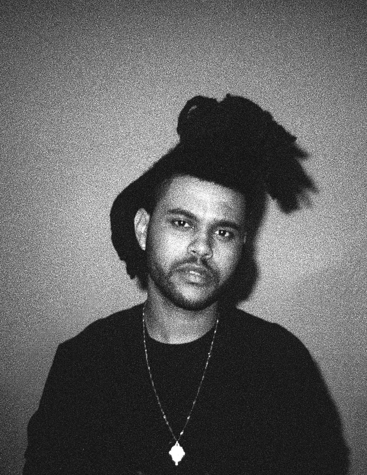 Theweeknd Che Si Esibisce In Concerto.