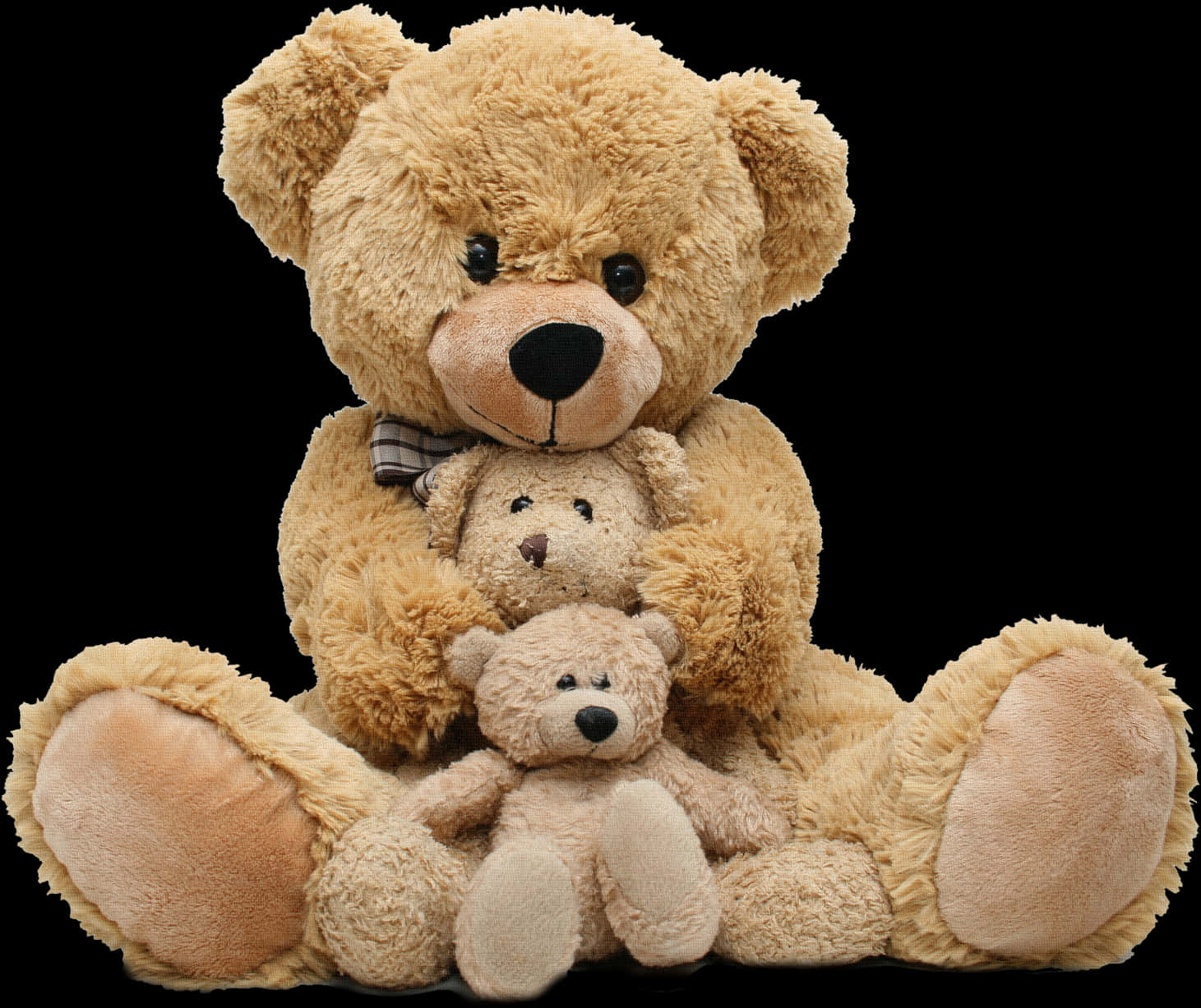 Three_ Teddy_ Bears_ Family_ Portrait PNG