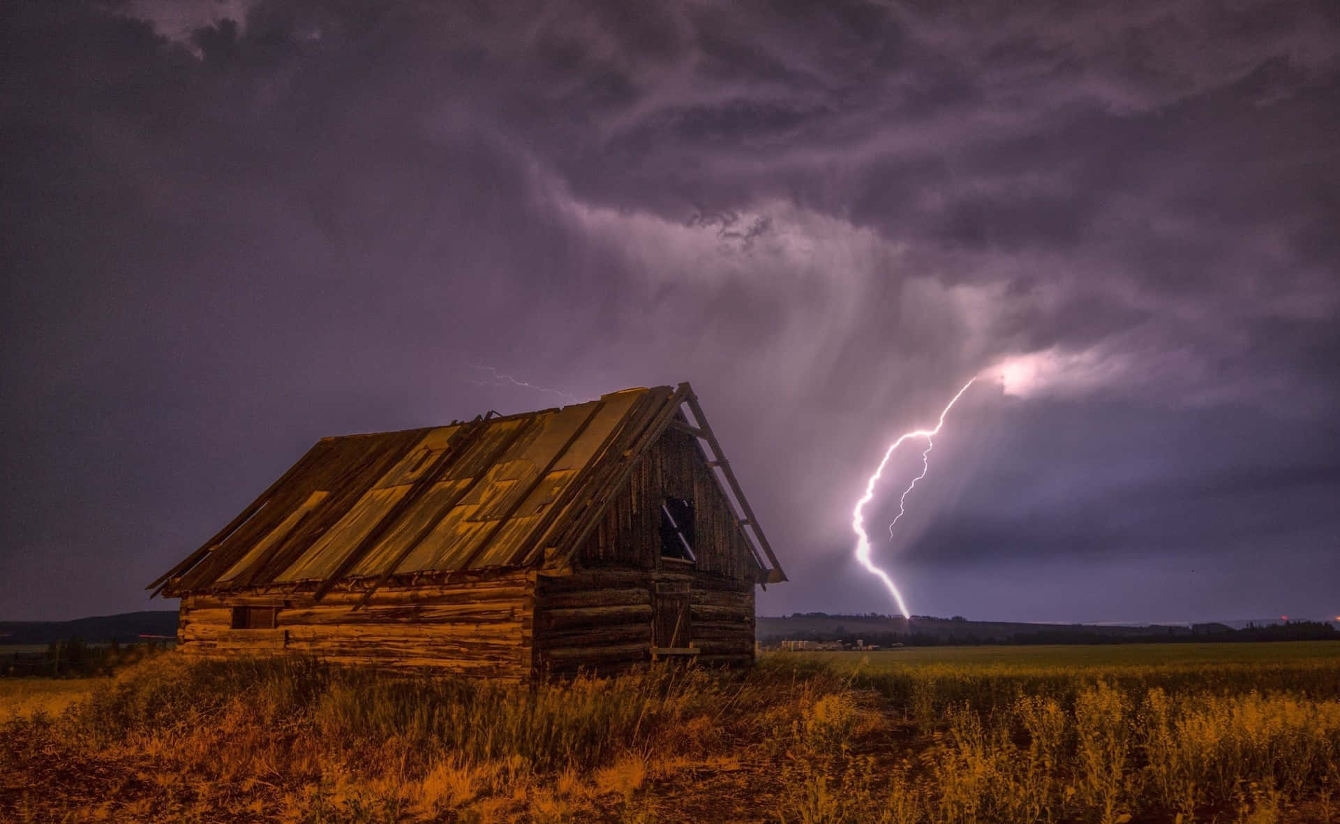 Thunderstorm Background Image