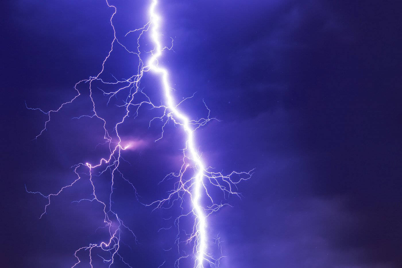 Thunderstorm Lightning Strike Wallpaper