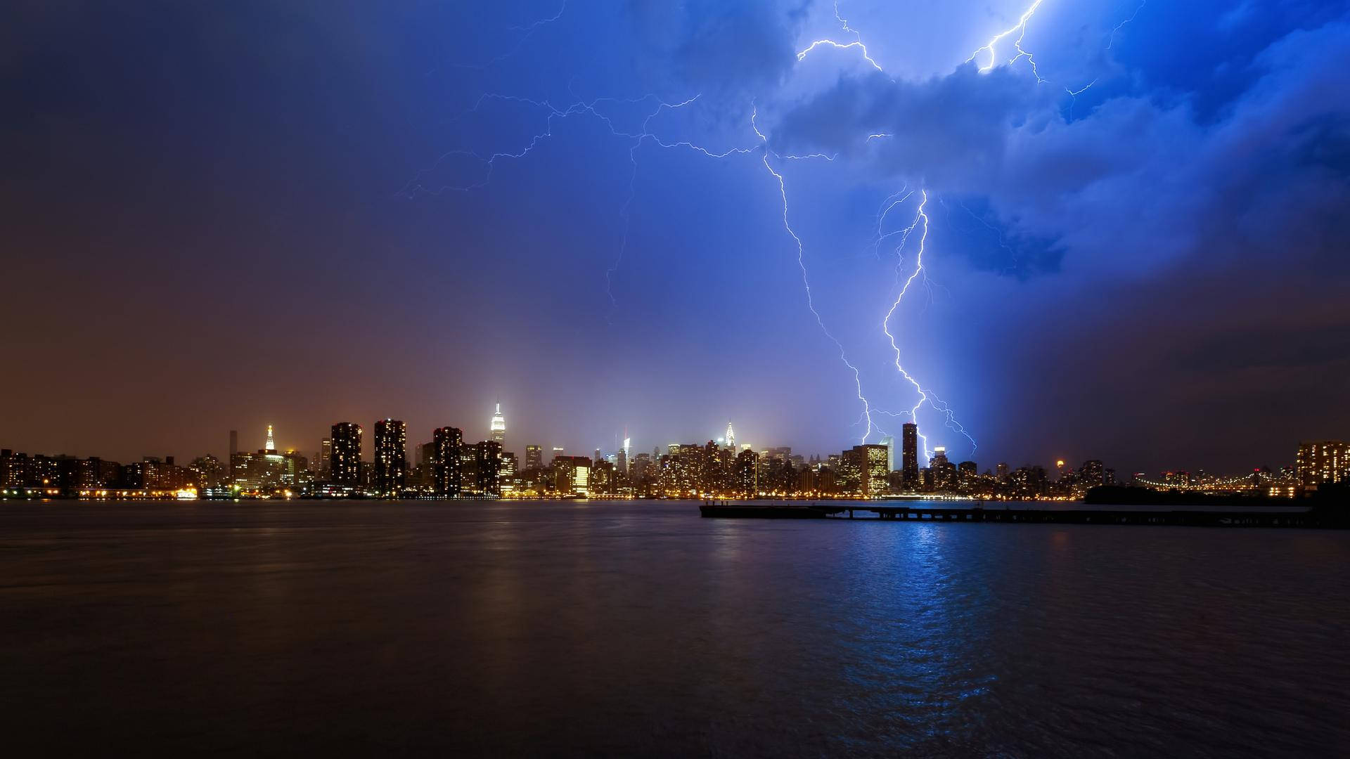 Thunderstorm Skyscrapers Wallpaper