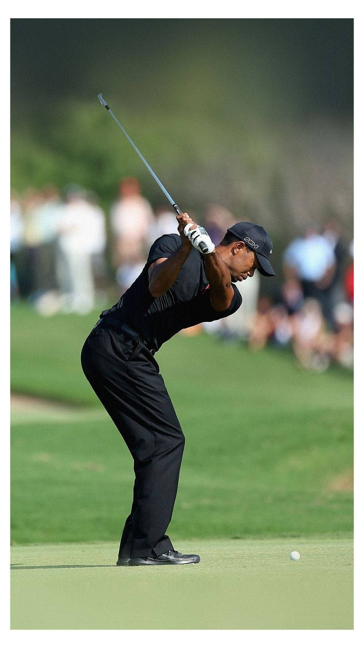 Tiger Woods Masters Black Shirt Wallpaper