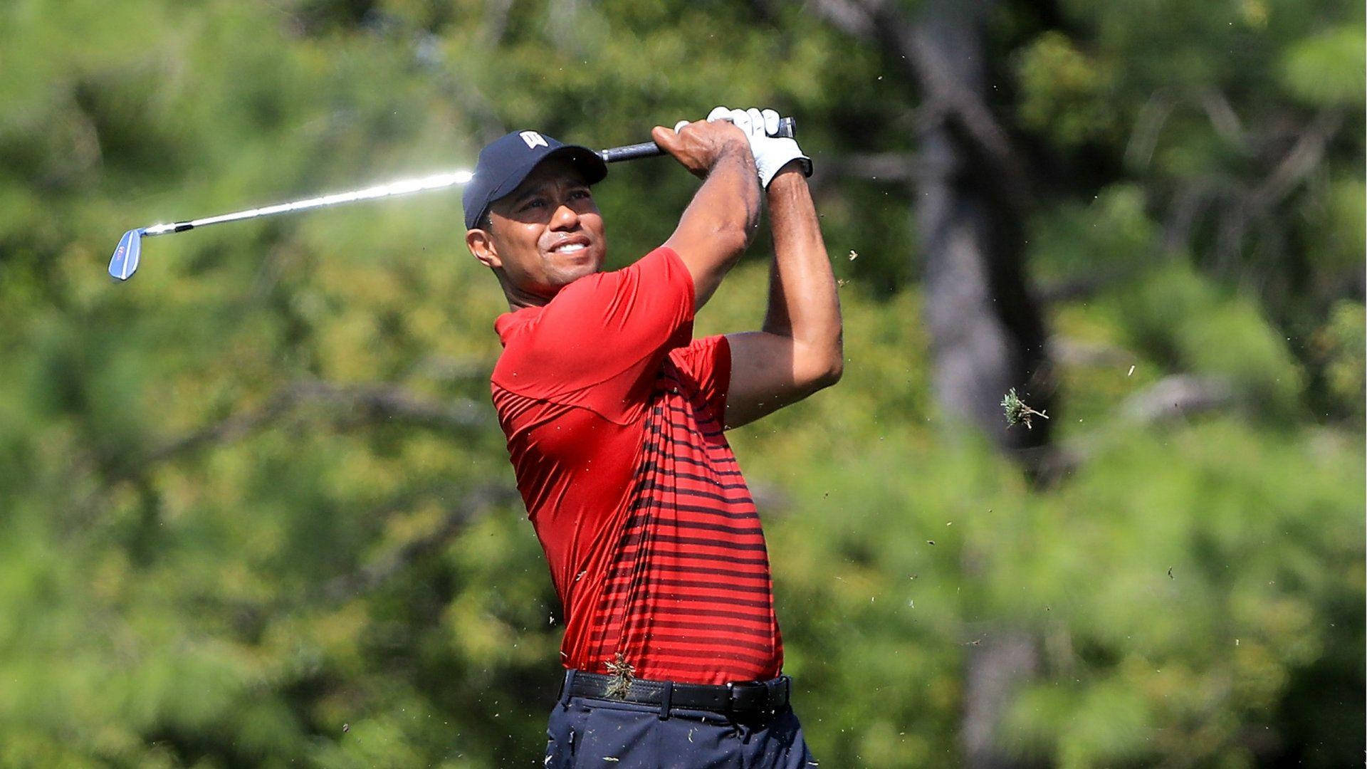 Tiger Woods Swing Shot Wallpaper