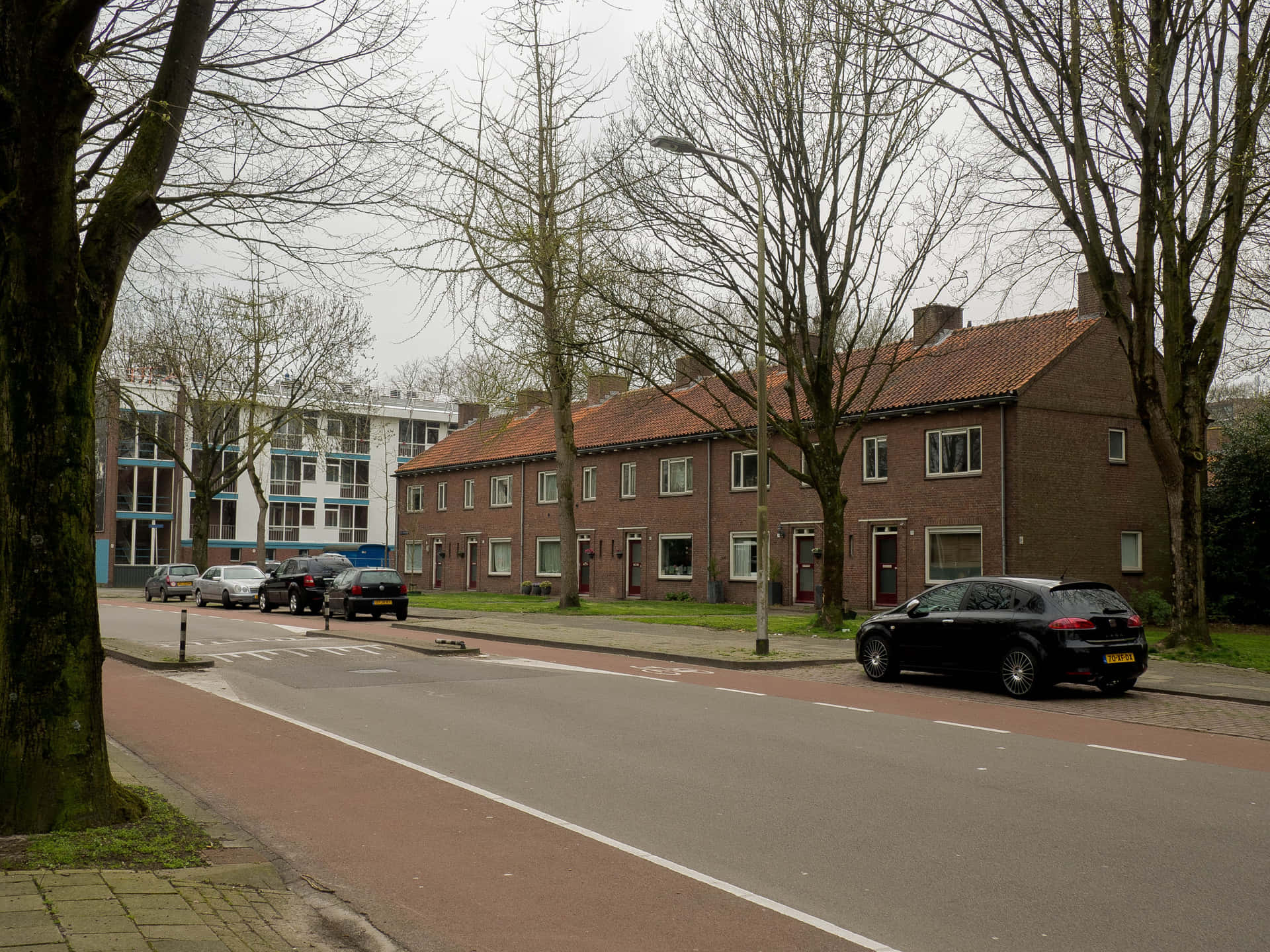 Tilburg Residential Street Scene Wallpaper