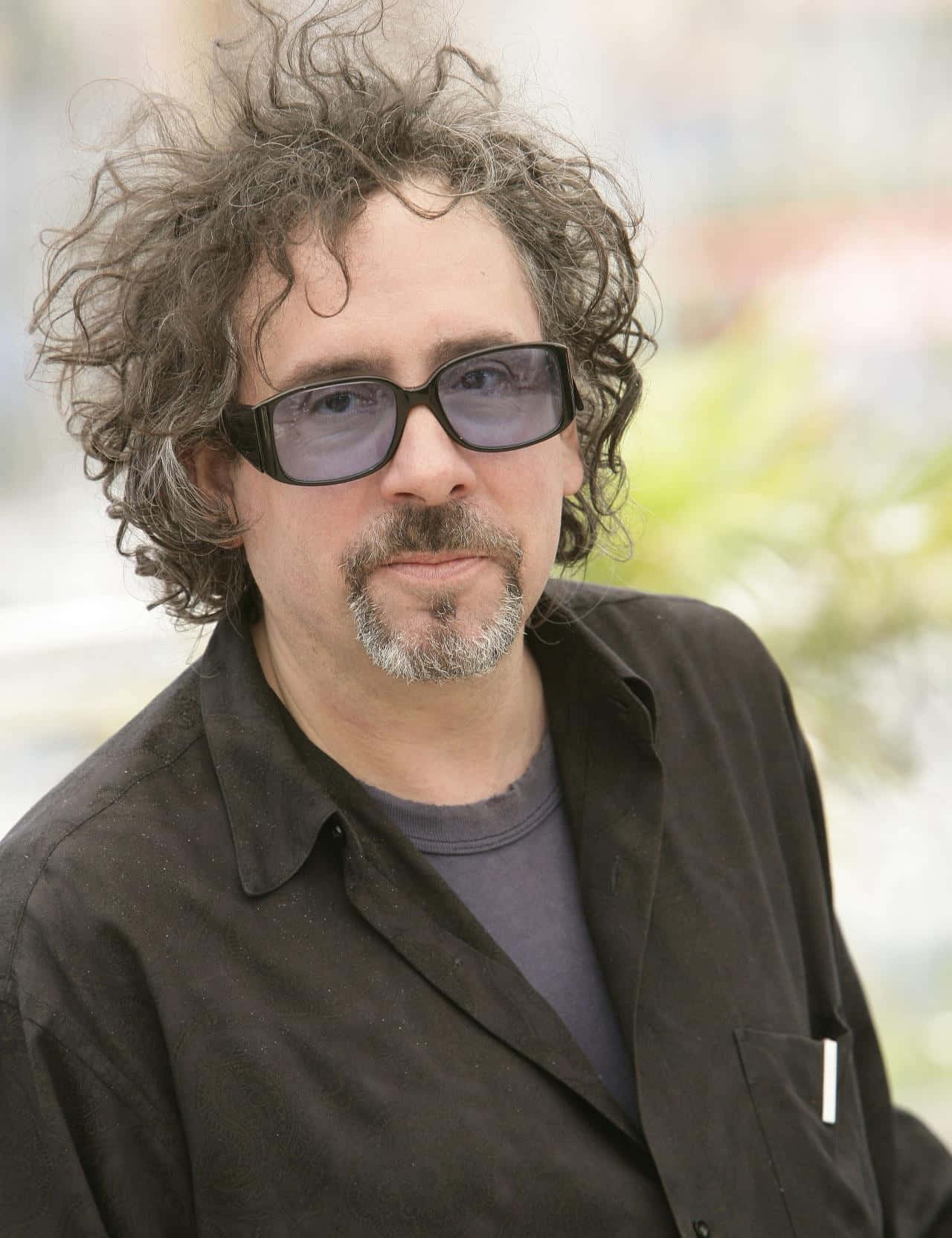 Creative Director Tim Burton at work" Wallpaper