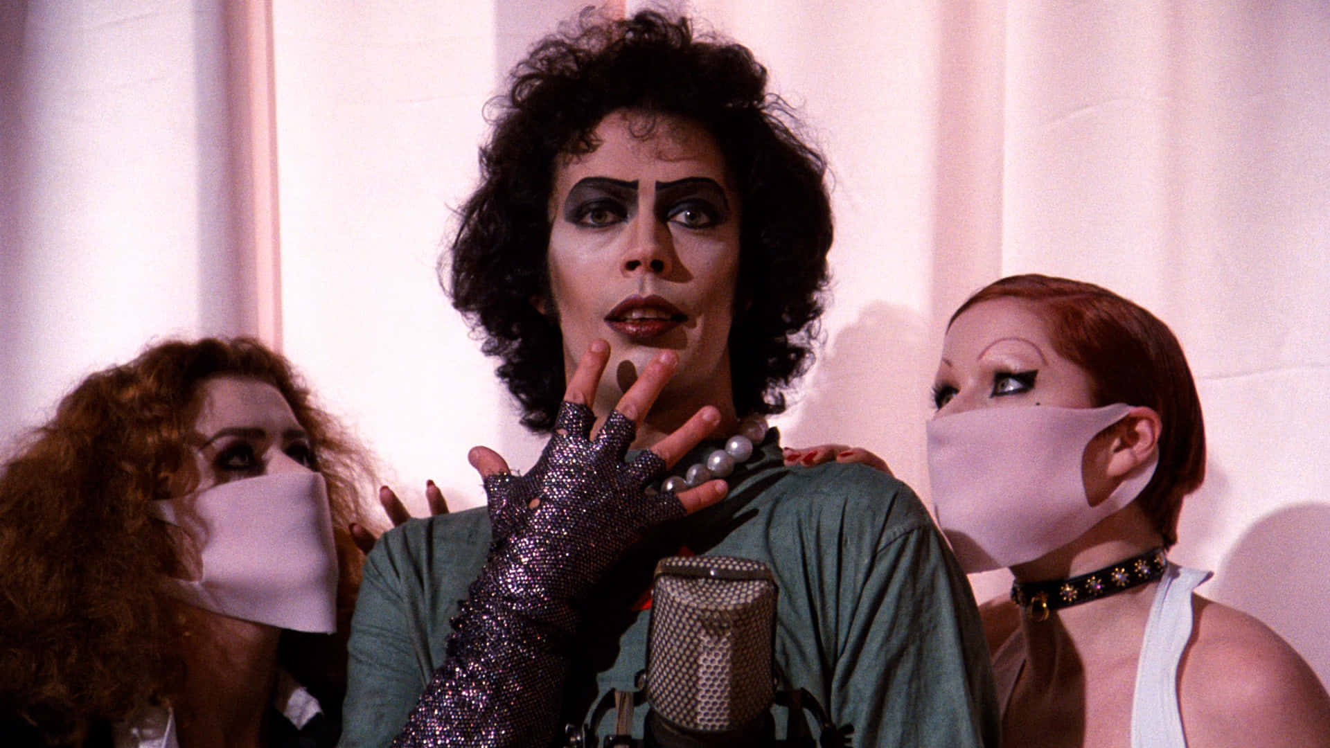 Tim Curry in a Legendary Performance Wallpaper