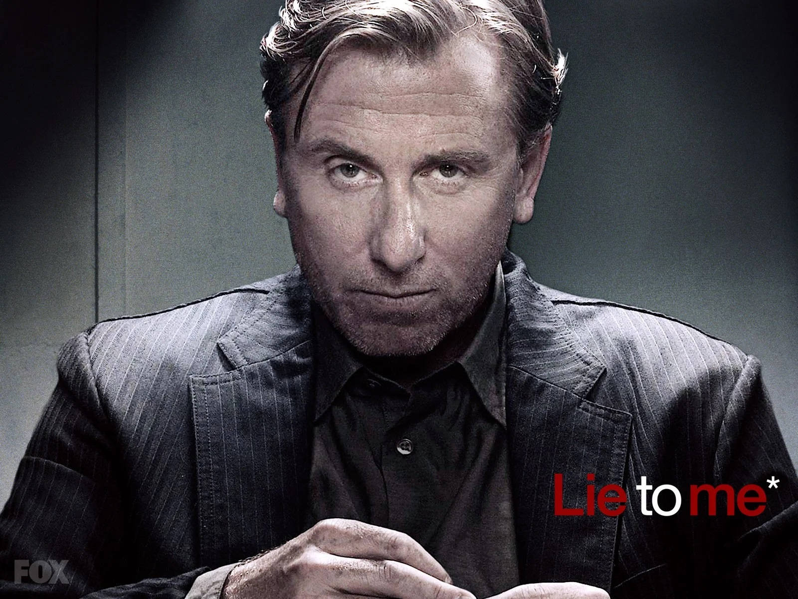 Tim Roth as Cal Lightman in the hit drama Lie To Me Wallpaper