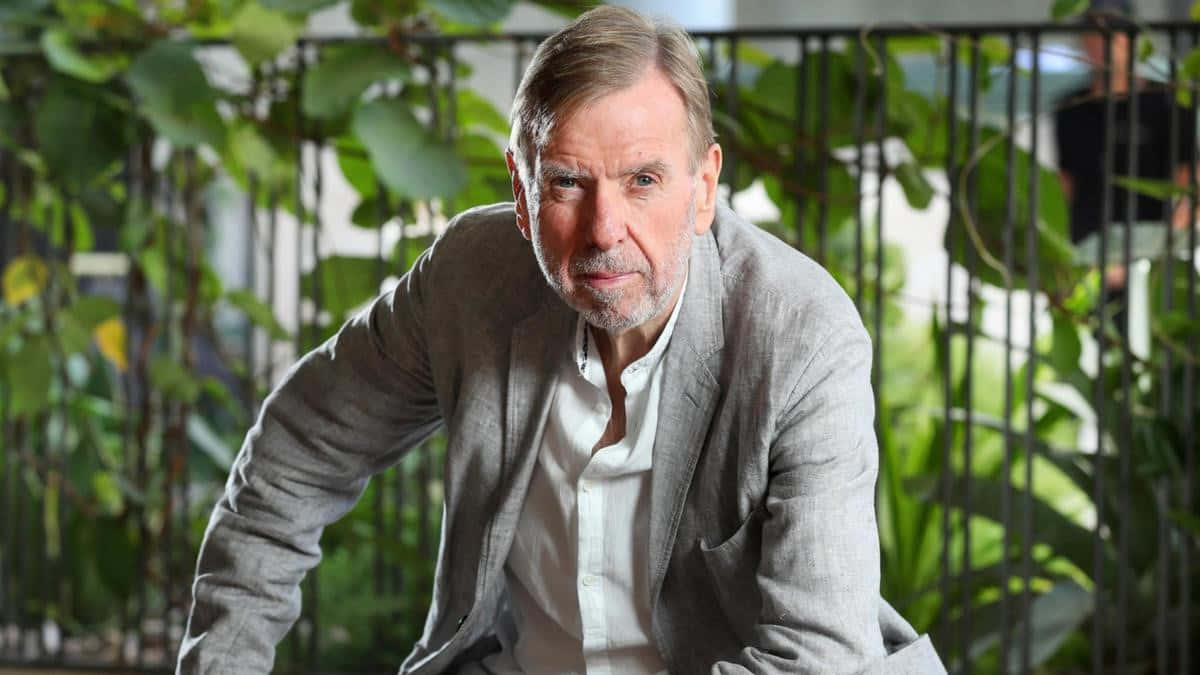 Talented British actor Timothy Spall posing for a portrait. Wallpaper