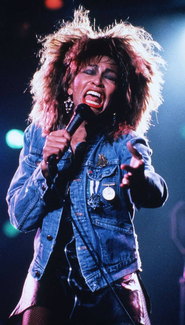Tina Turner amerikansk Pop Icon 1985 Tapet Wallpaper
