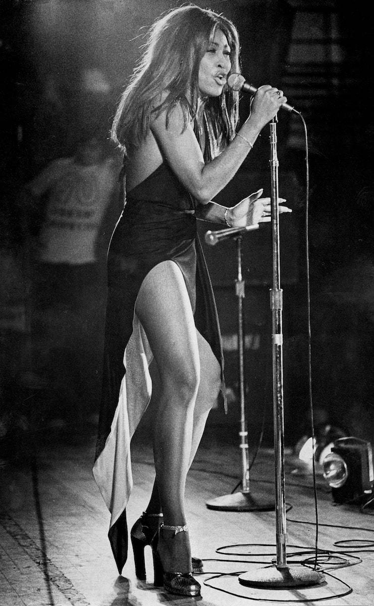 Tina Turner Groovy Performance 1972 Wallpaper