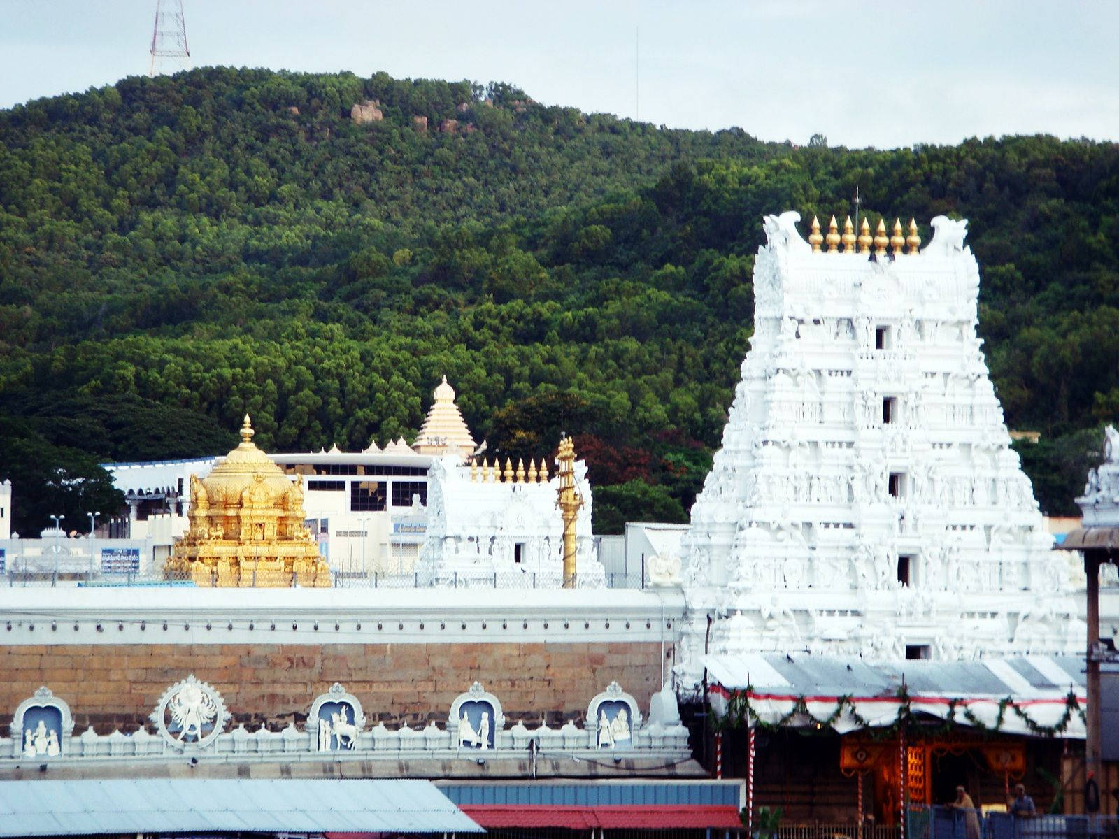 Tirupatibalaji Sri Venkateswara Swamy Vaari-templet. Wallpaper