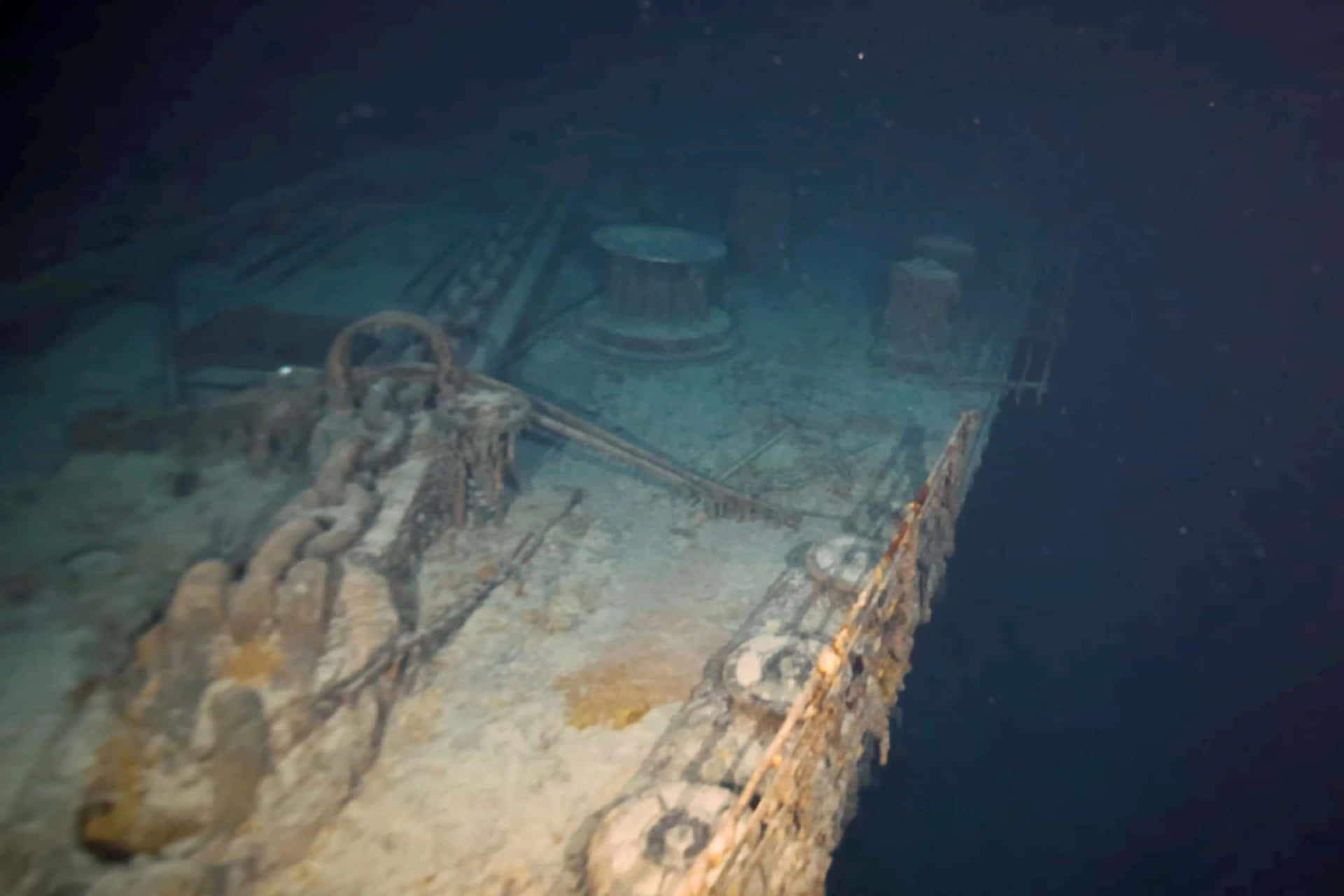 Titanic Anchor Chain Underwater Picture