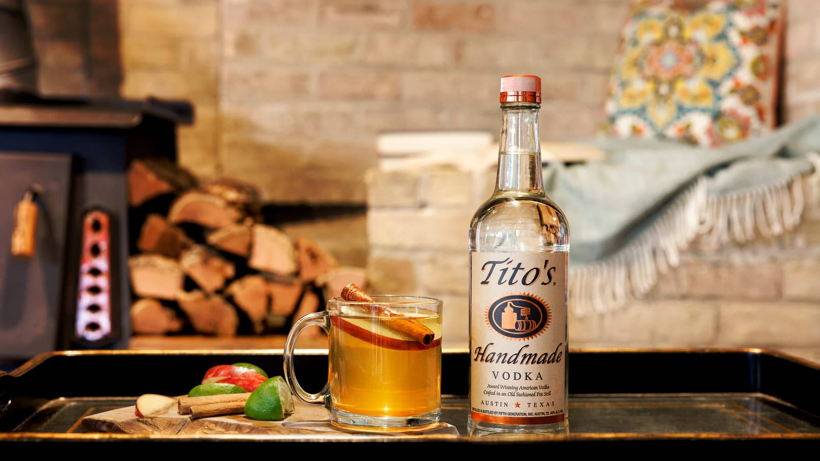 Titos Vodka With Apple And Cinnamon Wallpaper