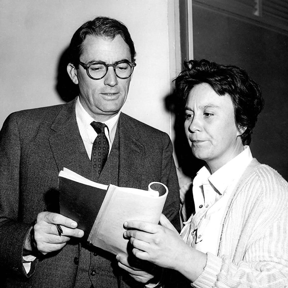 To Kill A Mockingbird Gregory Peck And Harper Lee Wallpaper