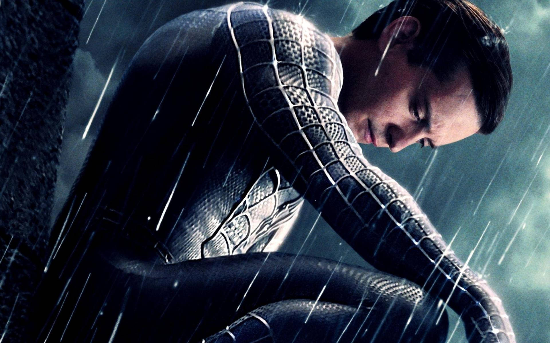 Tobey Maguire Sort Spider Man-dragt Tapet. Wallpaper