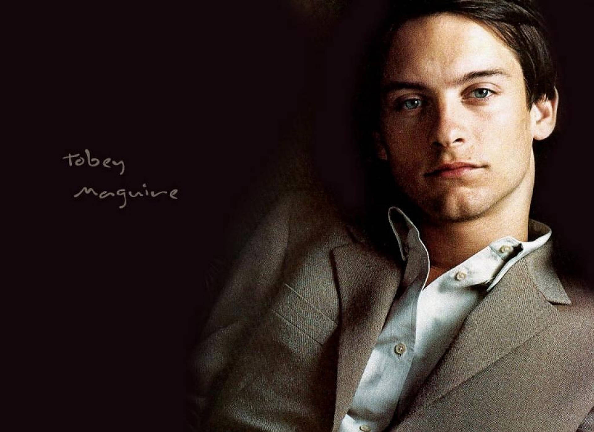 Tobey Maguire Photo Session Wallpaper