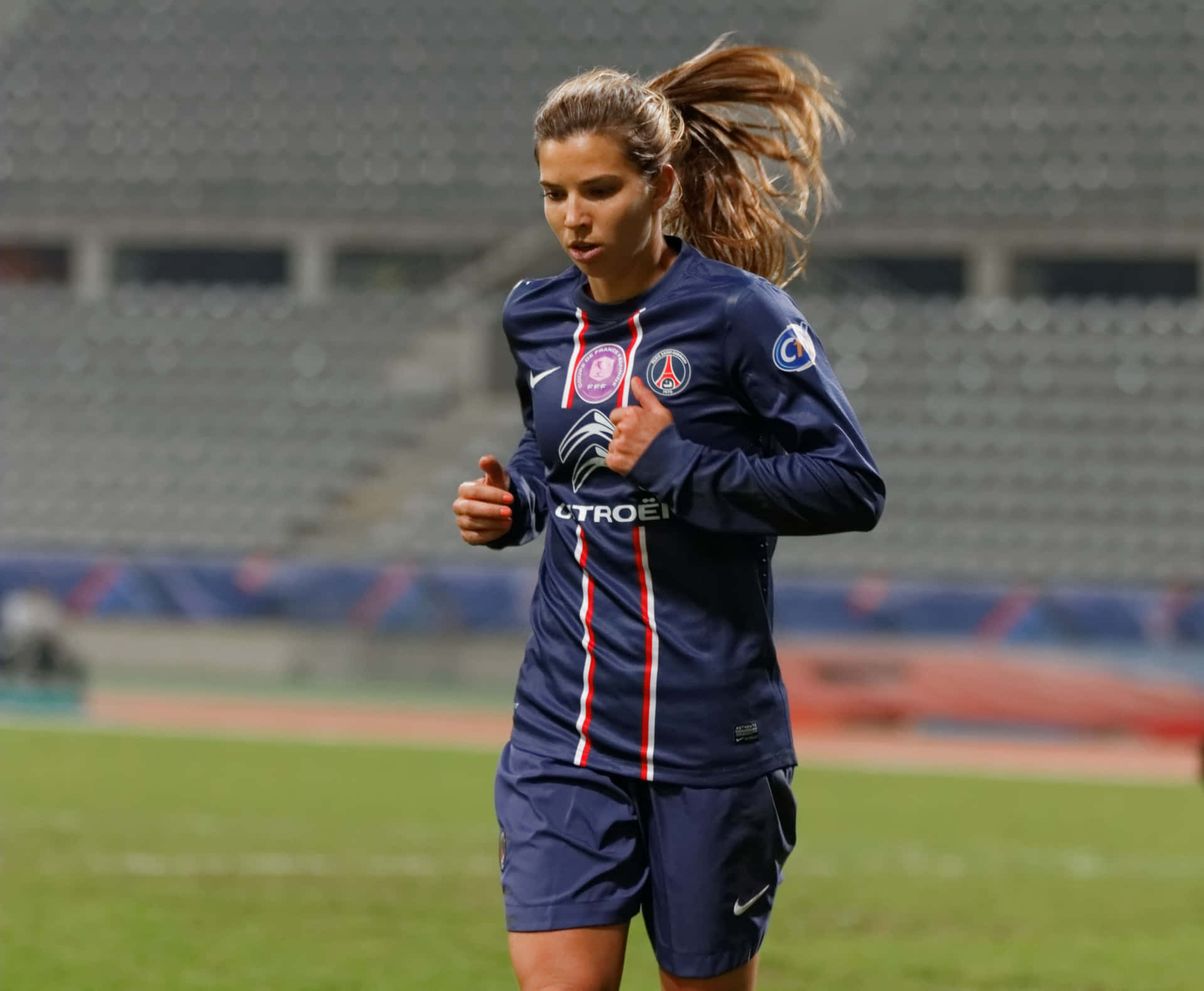 Tobin Heath, A Powerhouse On The Football Field Wallpaper