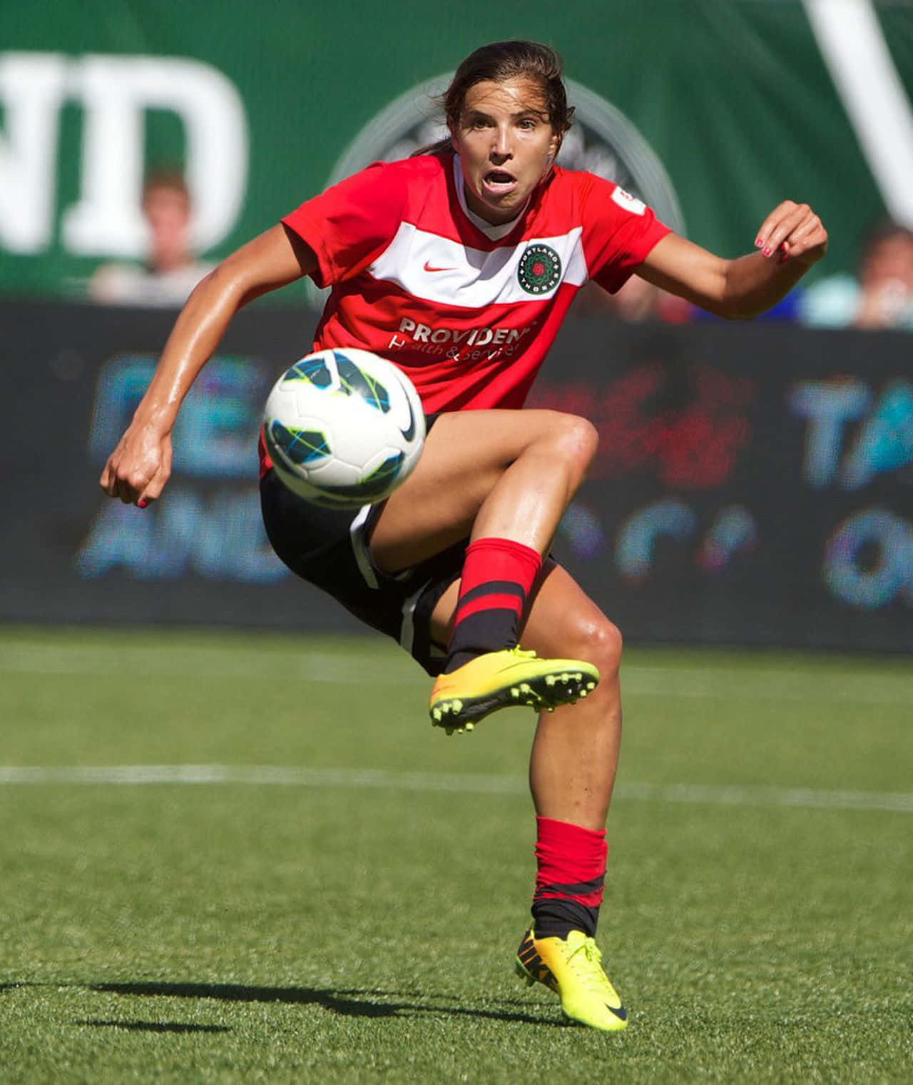 Tobin Heath's Dominating Play Wallpaper