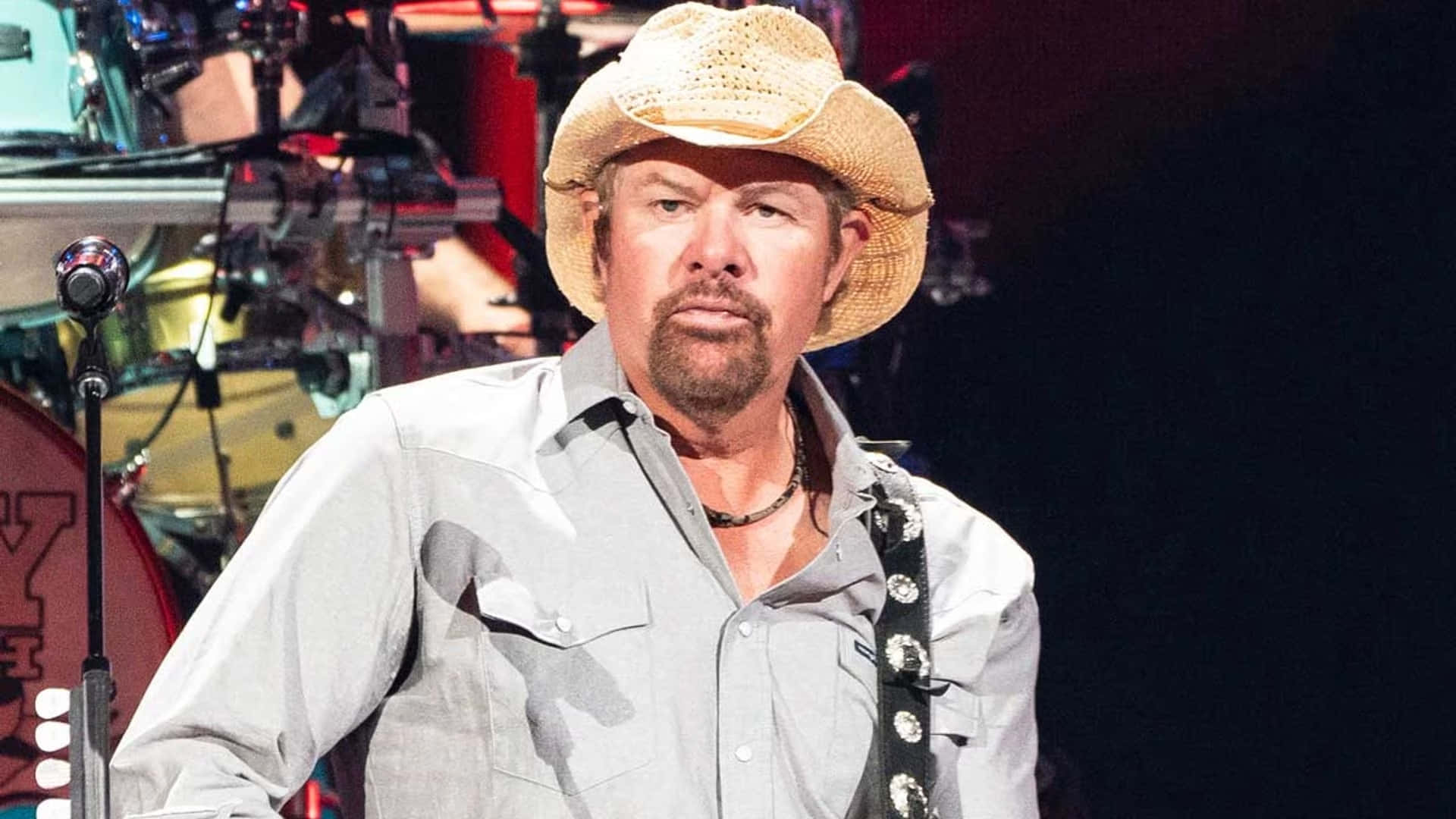 Toby Keith Country Music Performance Wallpaper