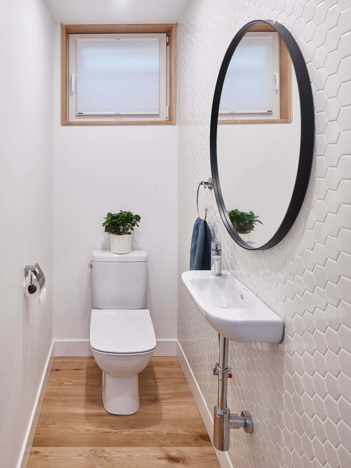 Modern and Stylish White Toilet in a Clean Bathroom