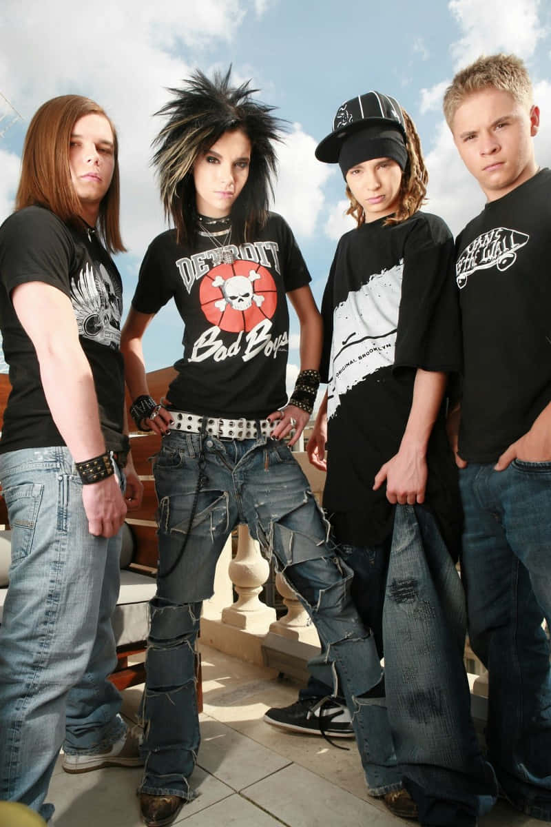 Tokio Hotel Band Pose Wallpaper