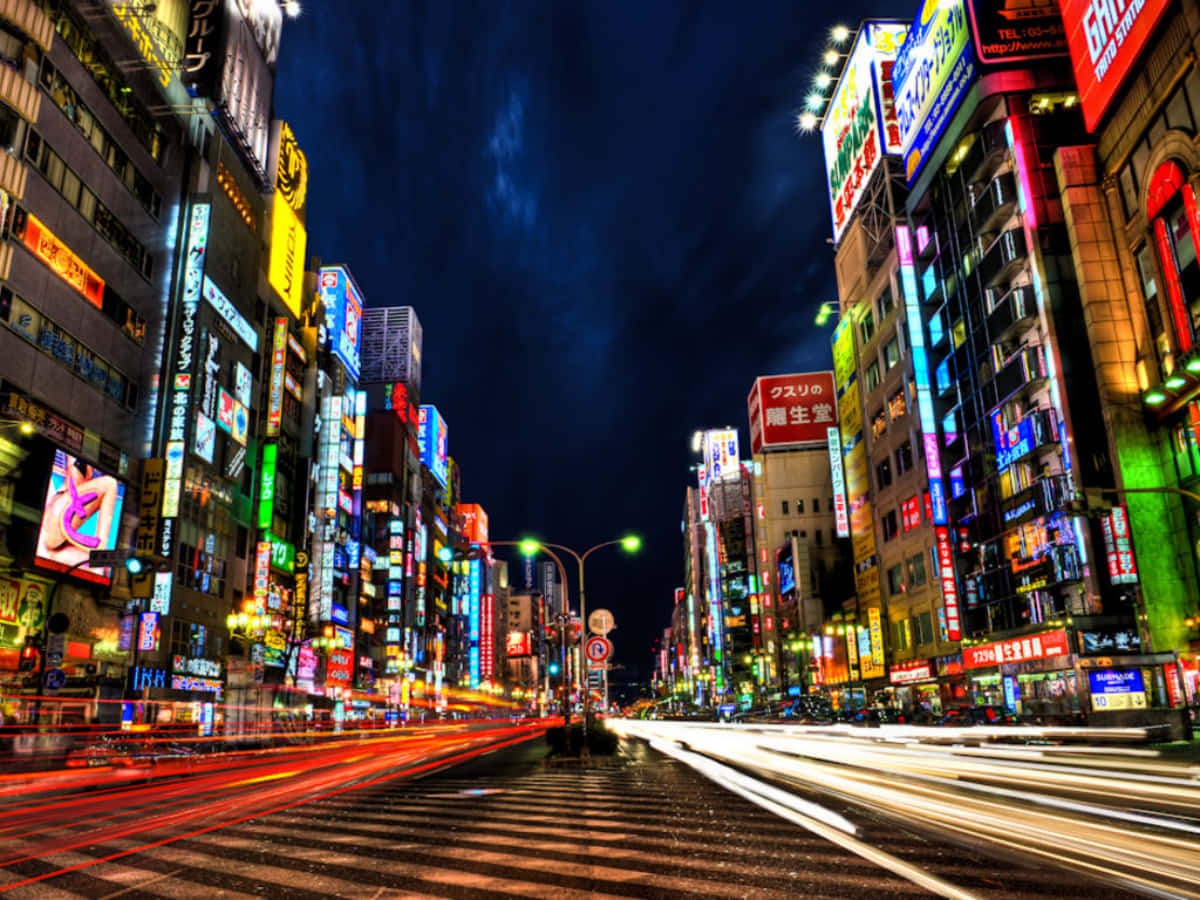 Immaginevivace Della Strada Di Tokyo Di Notte.