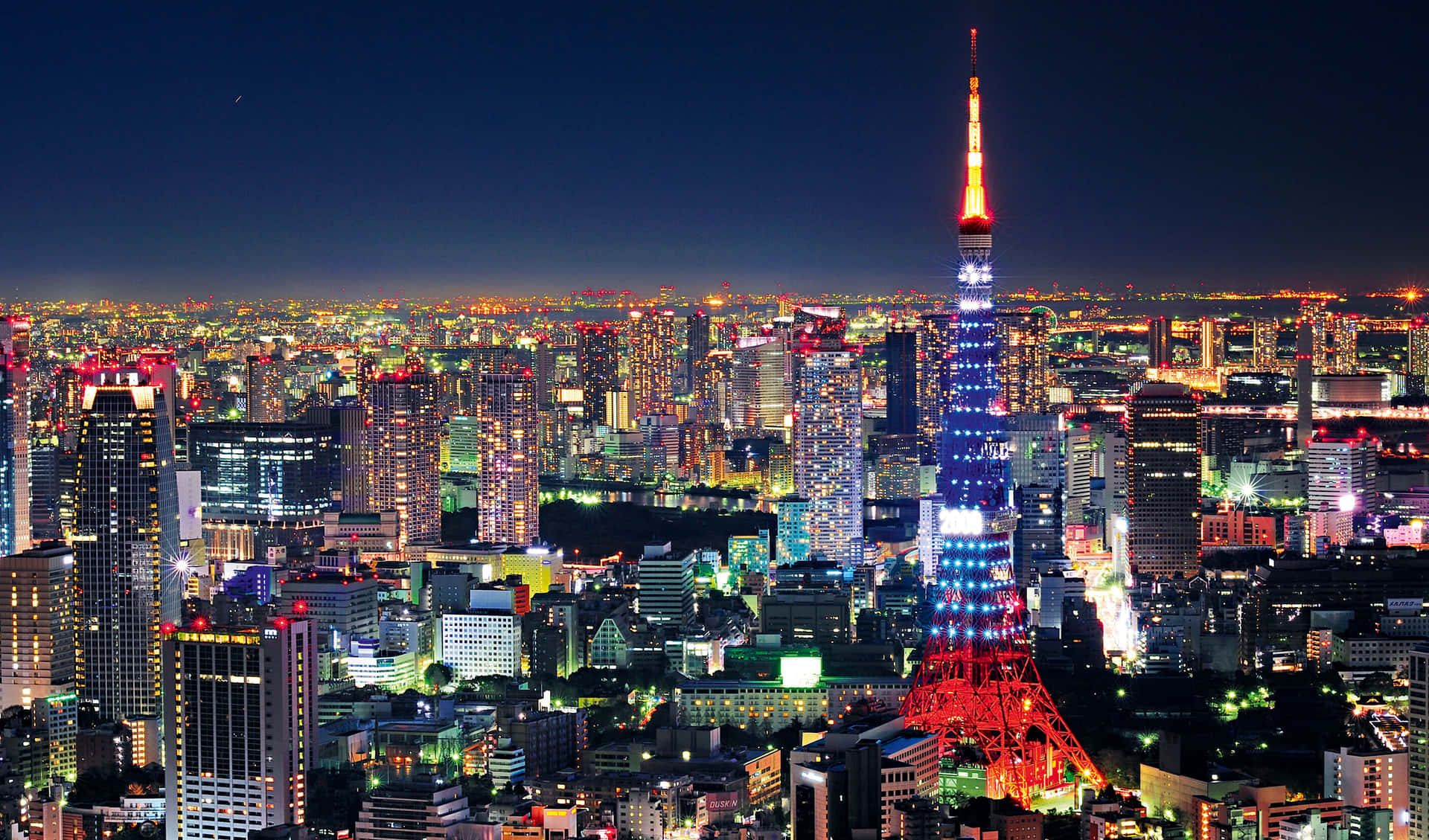 Esploral'affascinante Skyline Di Tokyo