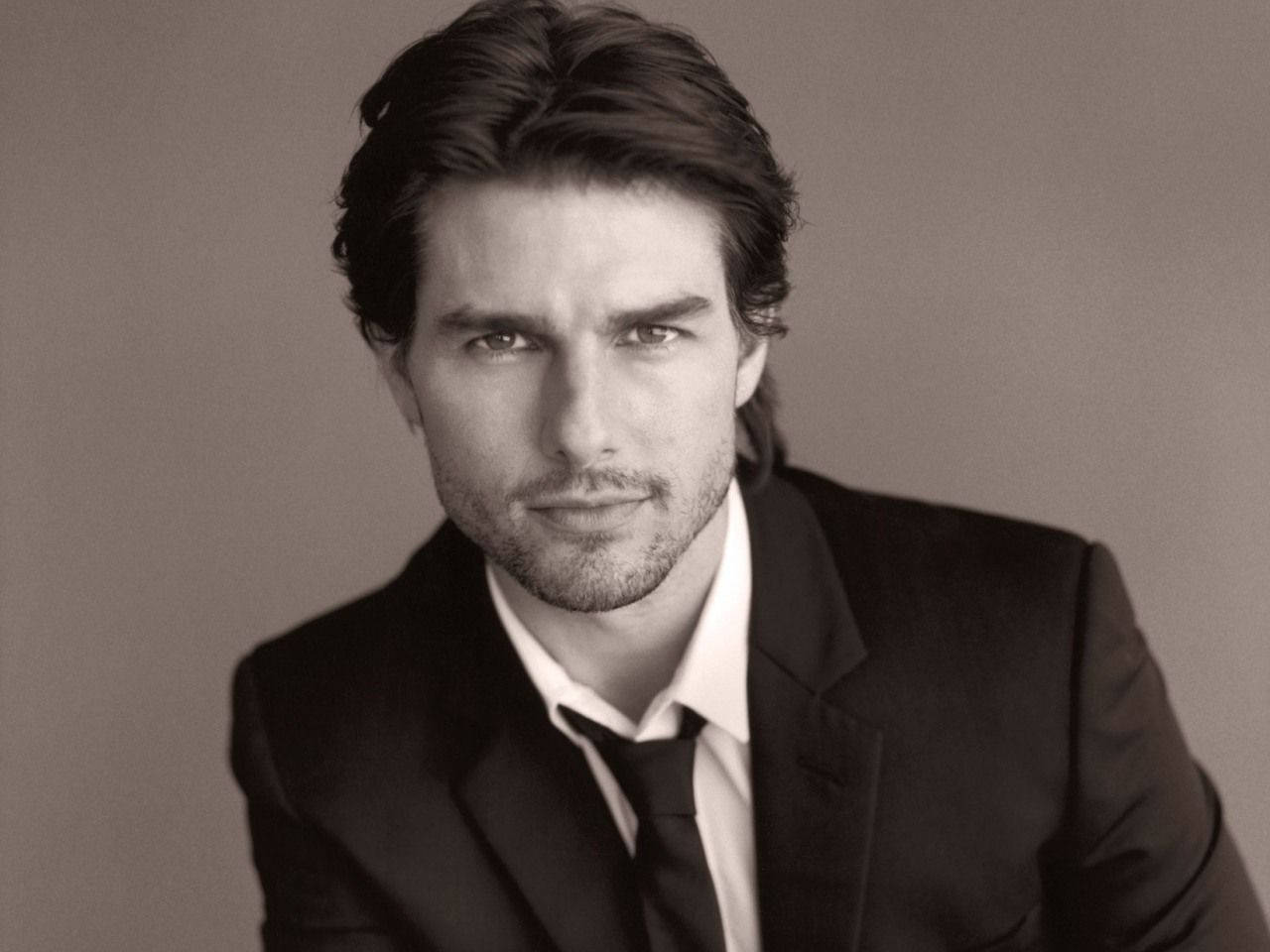 Tom Cruise In Suit