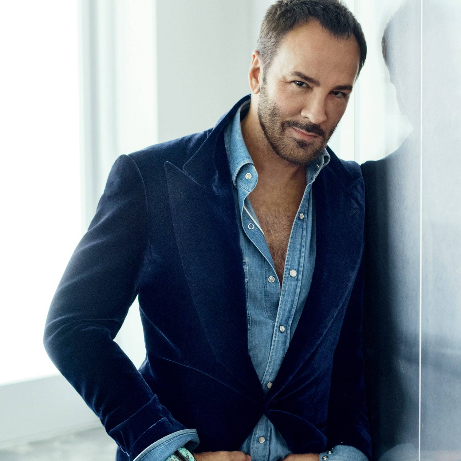 Tom Ford In Blue Outfit Wallpaper