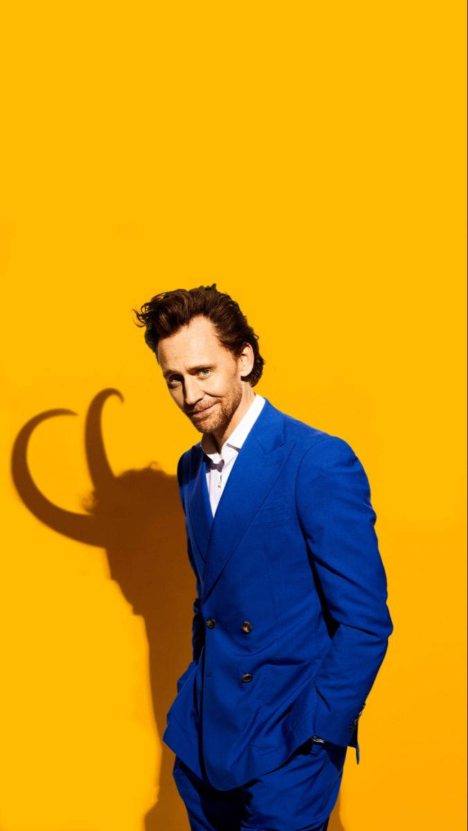 Tom Hiddleston Til Empire Magazine tapet Wallpaper