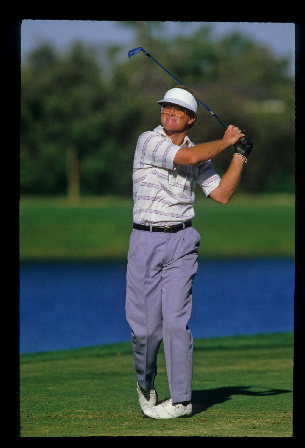 Tom Kite In Lake Golf Course Wallpaper
