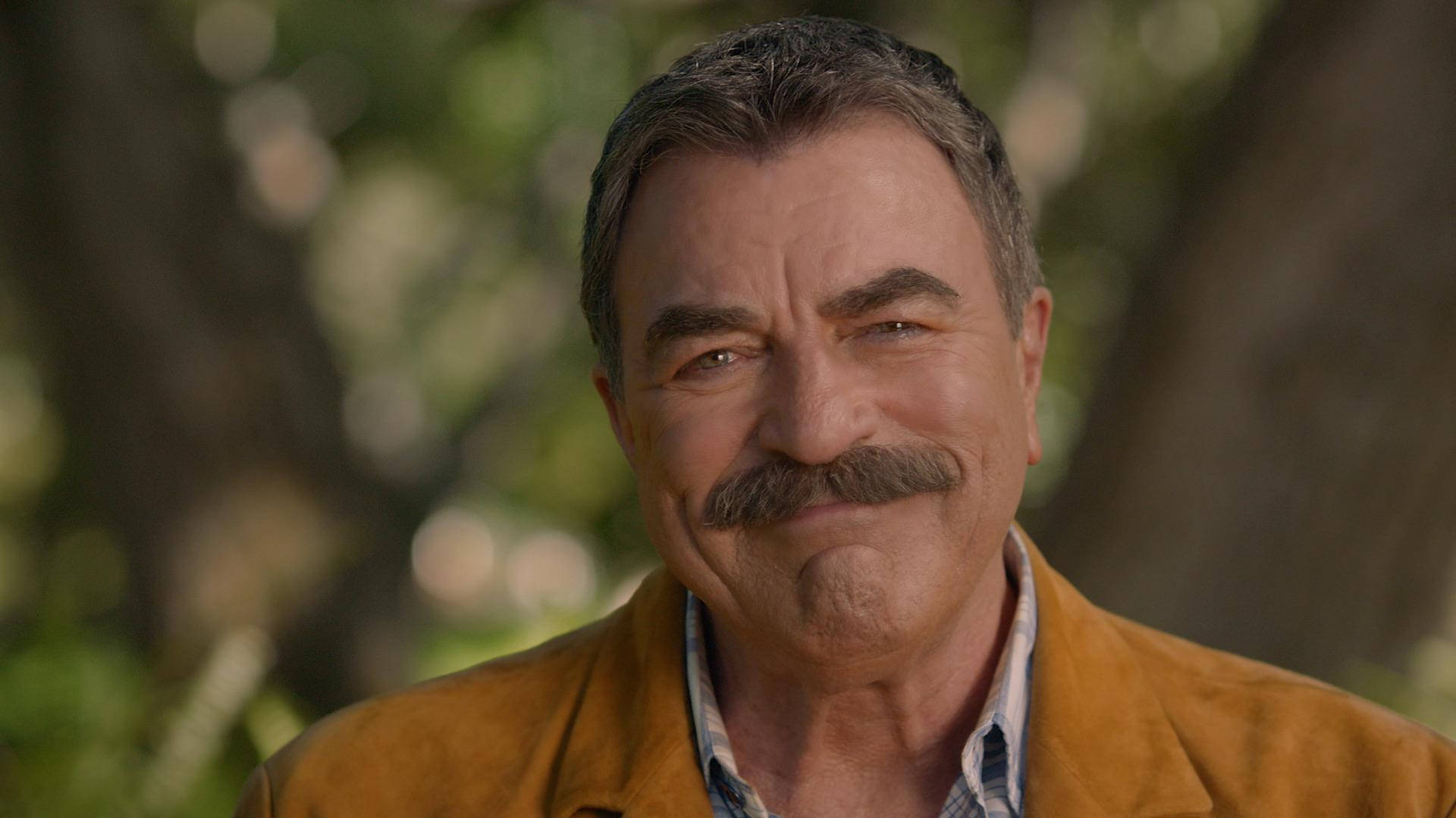 Tom Selleck Profile Happy Smiling Photography Wallpaper