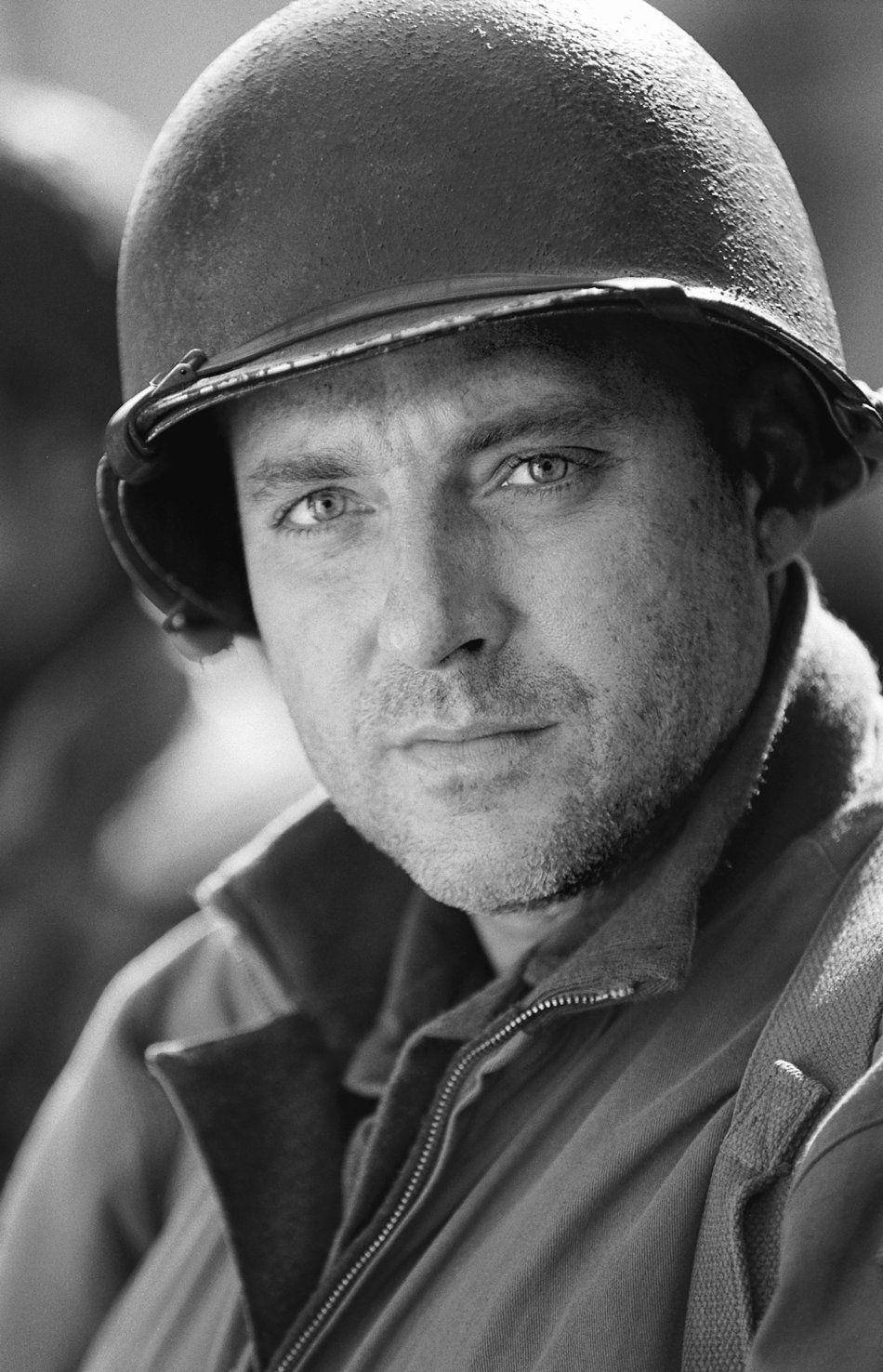 Tomsizemore En La Película Rescatando Al Soldado Ryan De 1998 Fondo de pantalla