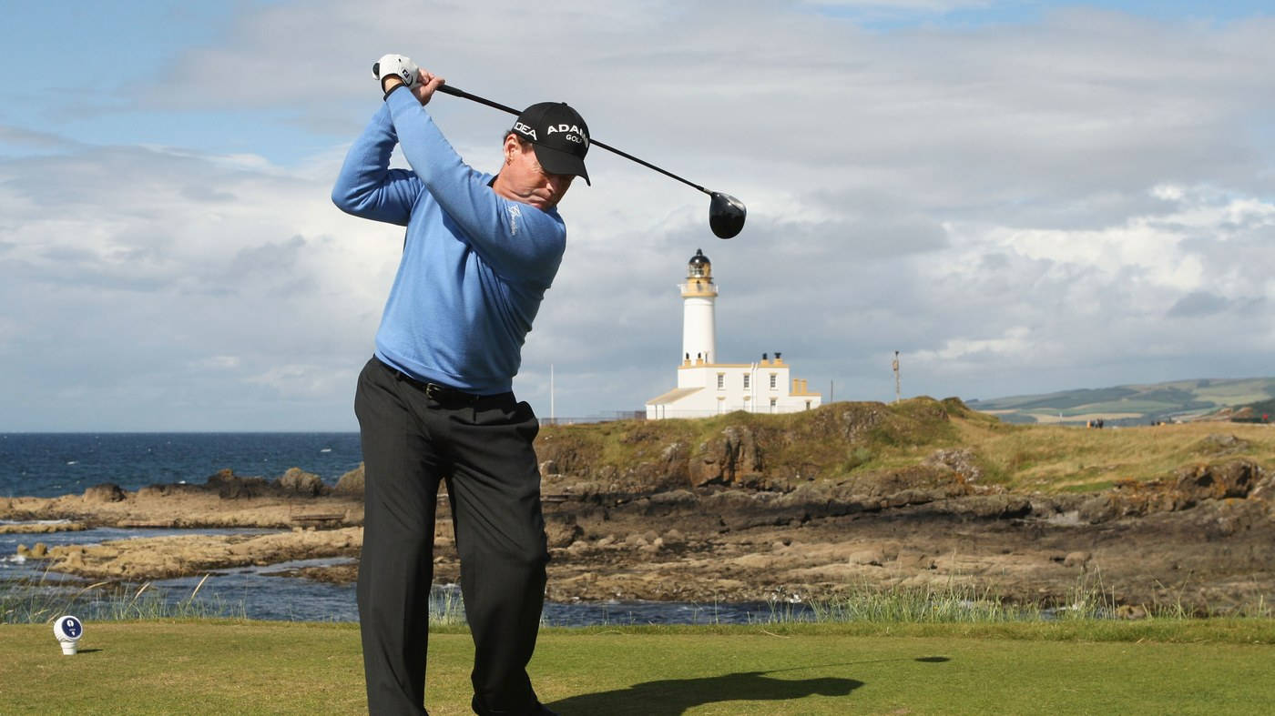 Tom Watson Swinging His Golf Club Wallpaper
