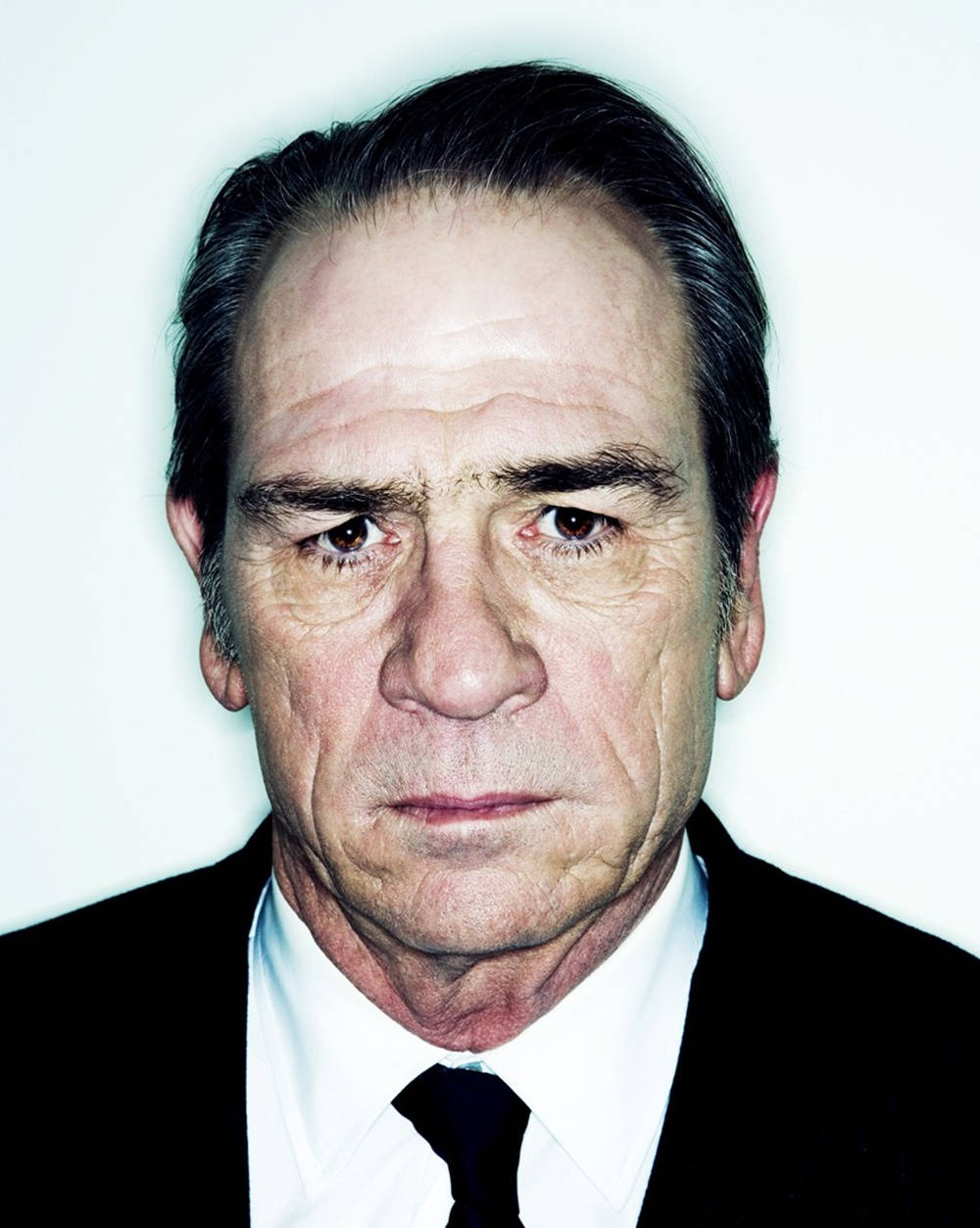 Tommy Lee Jones On A White Background Wallpaper