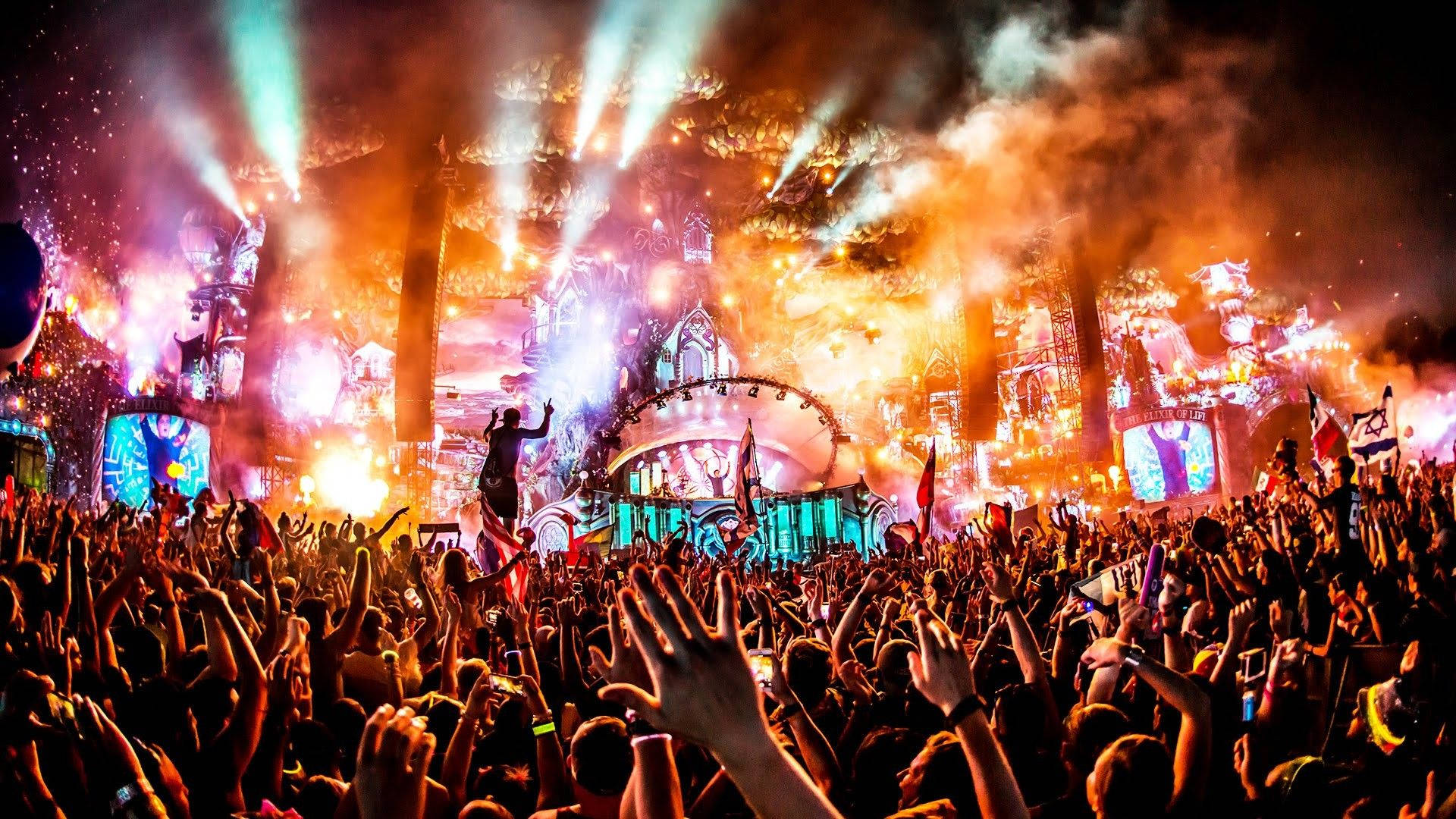 Download Tomorrowland World's Best Music Festival Wallpaper 