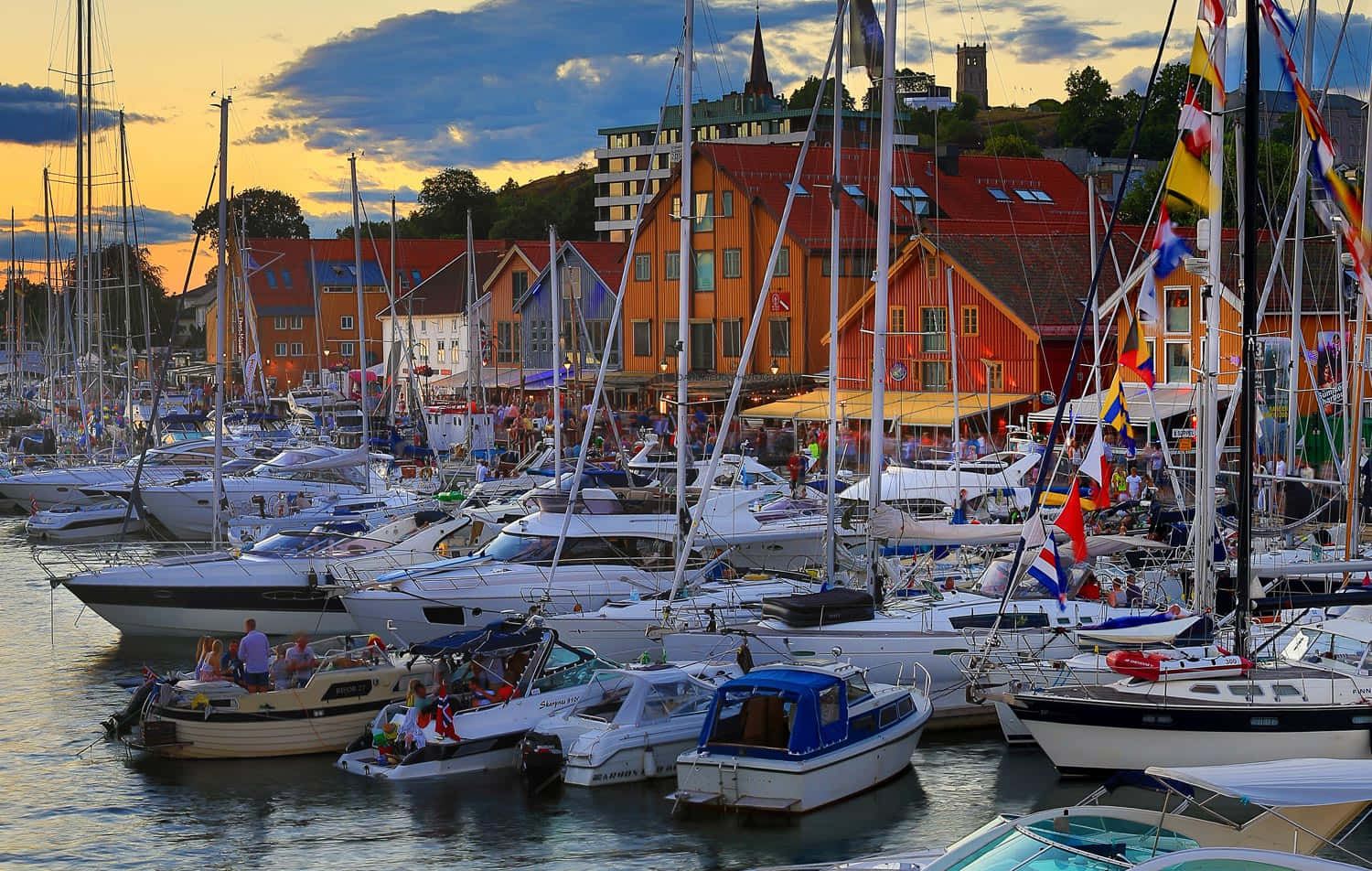 Tonsberg Marina Dusk Norway Wallpaper