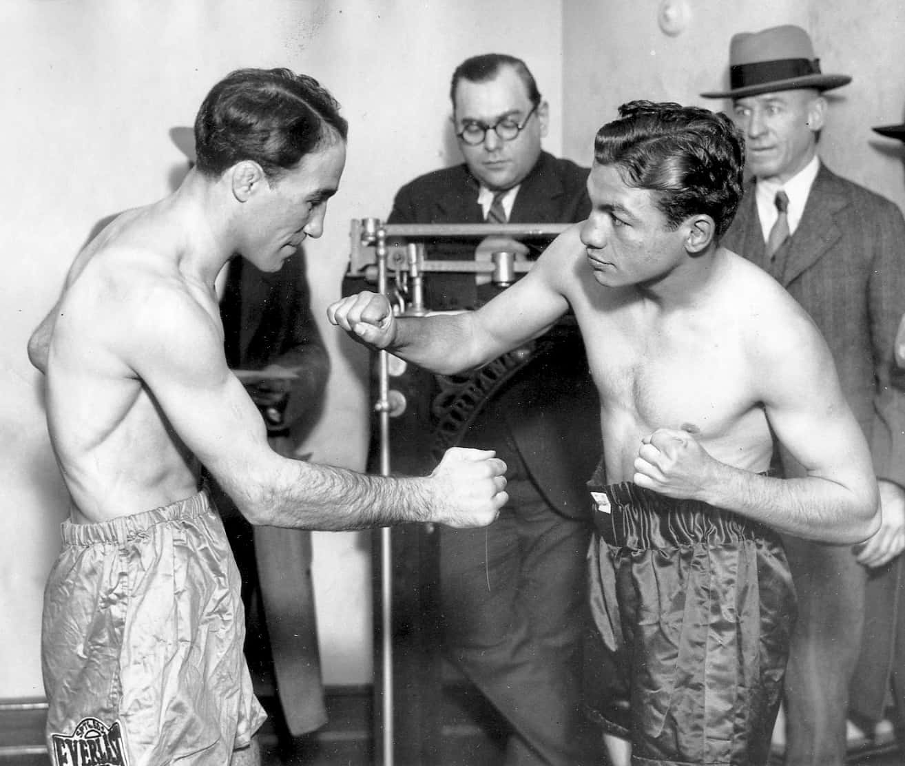 Tony Canzoneri Vs. Johnny Dundee Weigh-in Wallpaper