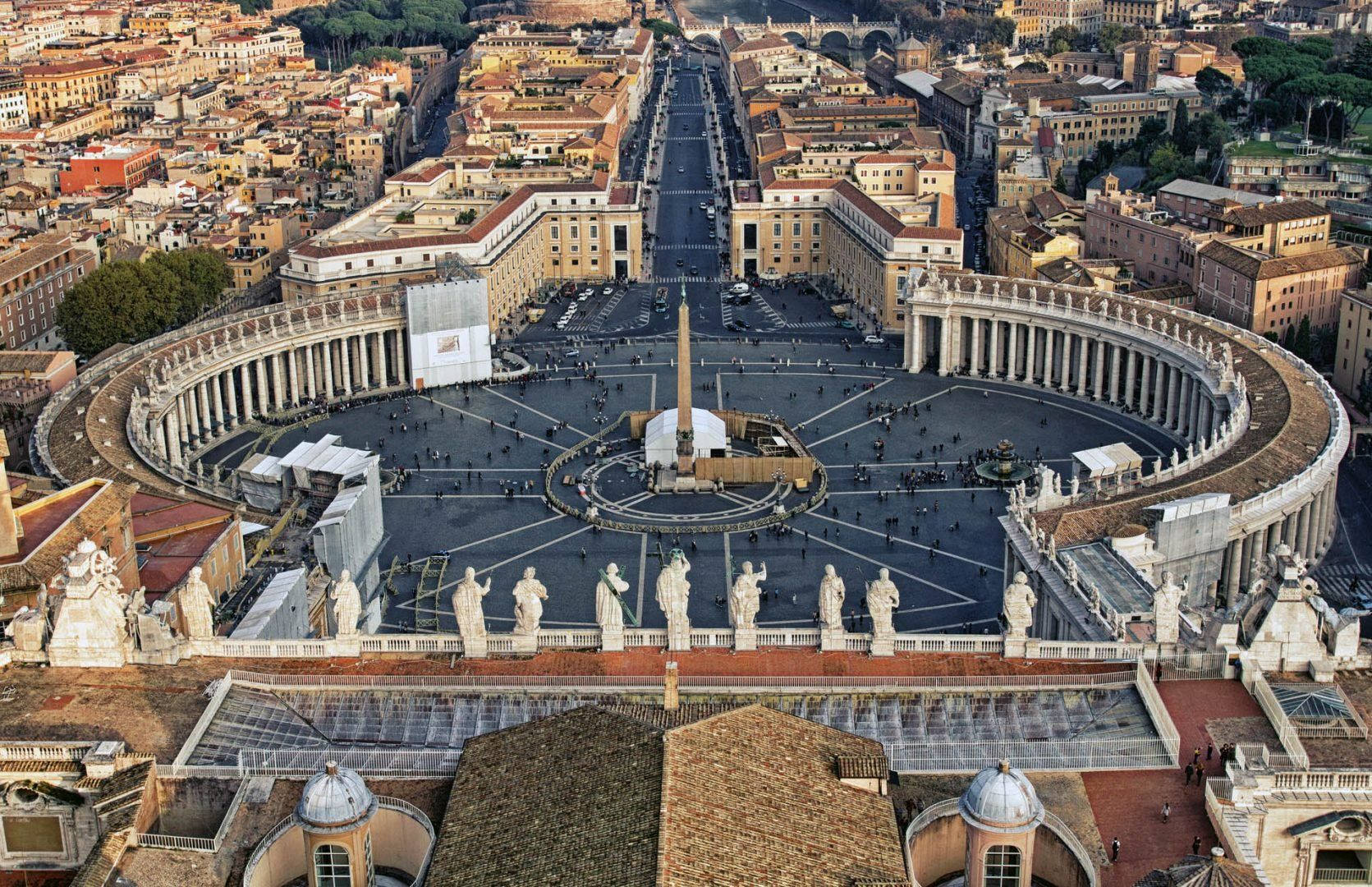 Top-angle Shot St Peter's Square Wallpaper