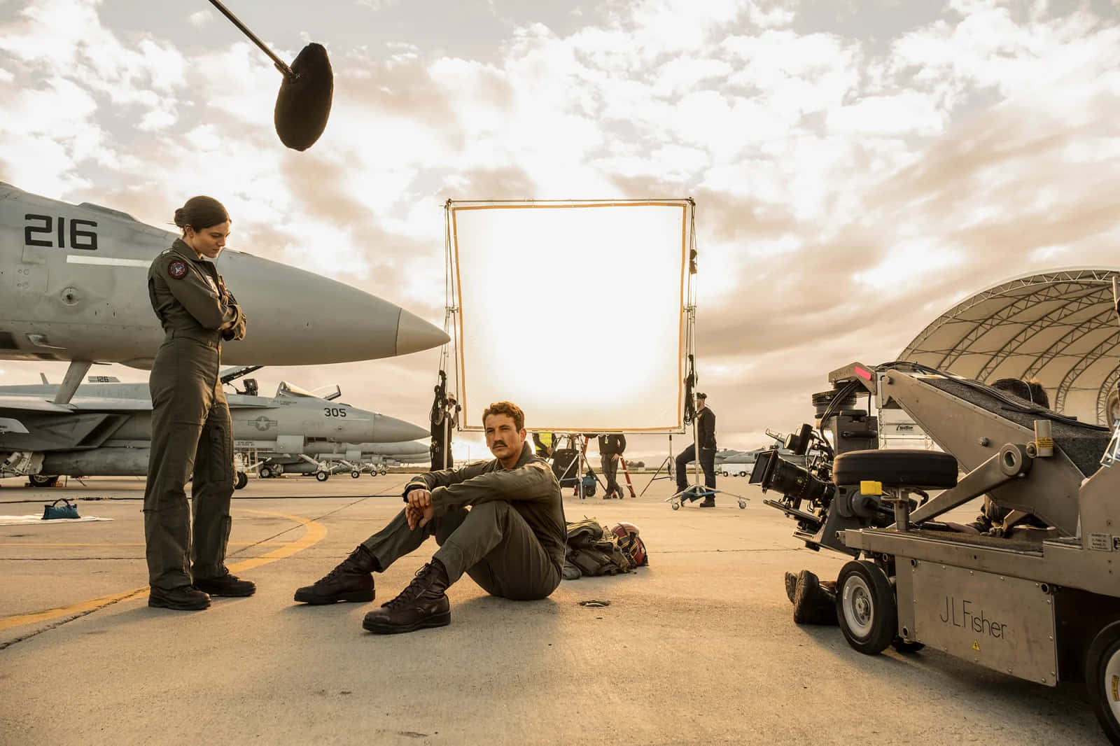 Top Gun-Training With Maverick Scene Picture