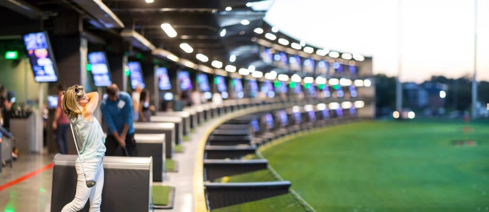 Topgolf In Minneapolis Is A Popular Destination For Both Locals And Tourists. With Its State-of-the-art Technology And Stunning Views Of The City, It Offers A Unique And Exciting Experience For All. Whether You're A Golfer Or Not, You Can Enjoy Great Food And Drinks While Playing Golf In A Fun And Relaxed Atmosphere. The Expansive Range Of Interactive Games And Competitions Makes It A Perfect Place For Family Outings, Team Building Events, Or Just A Fun Night Out With Friends. With Its Convenient Location And Friendly Staff, Topgolf In Minneapolis Is A Must-visit For Anyone Looking To Have A Fantastic Time. Wallpaper